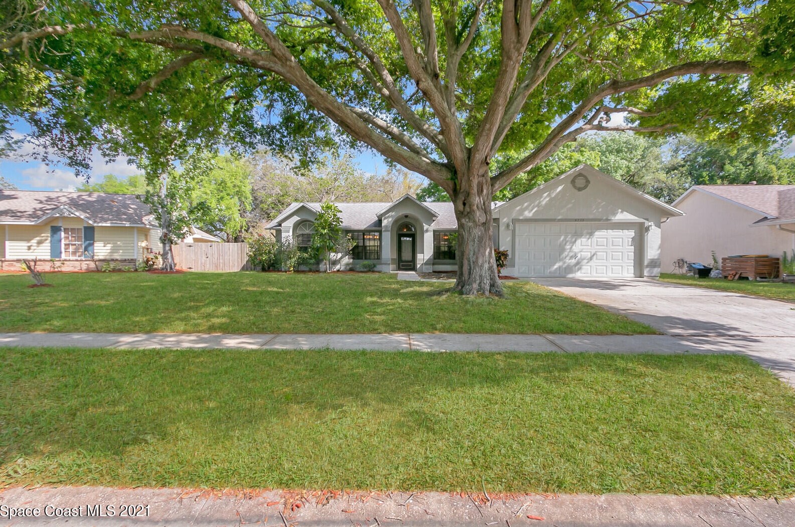 4715 Willow Bend Dr, Melbourne, FL 32935-7152