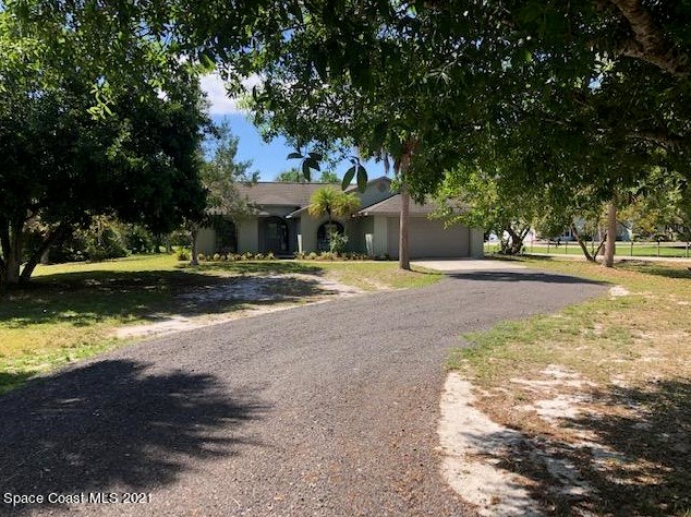 4005 Post Rd, Melbourne, FL 32934-8428