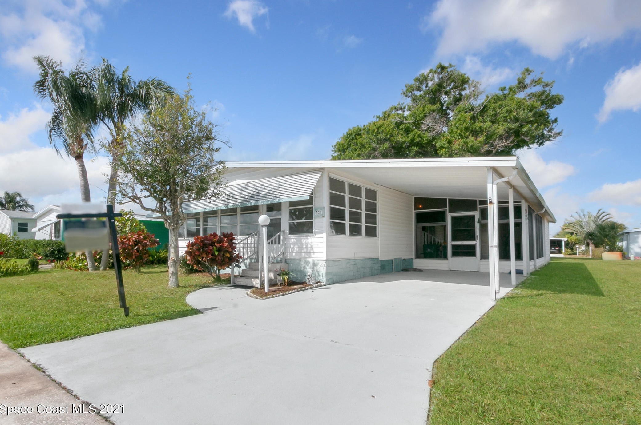 521 Kimberly Cir, Melbourne, FL 32904-5728