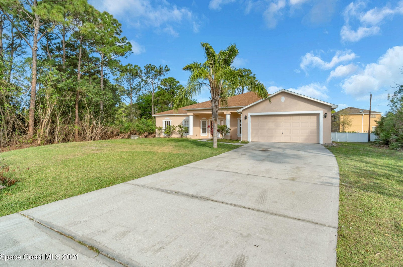 431 Barber St, Melbourne, FL 32909-3664