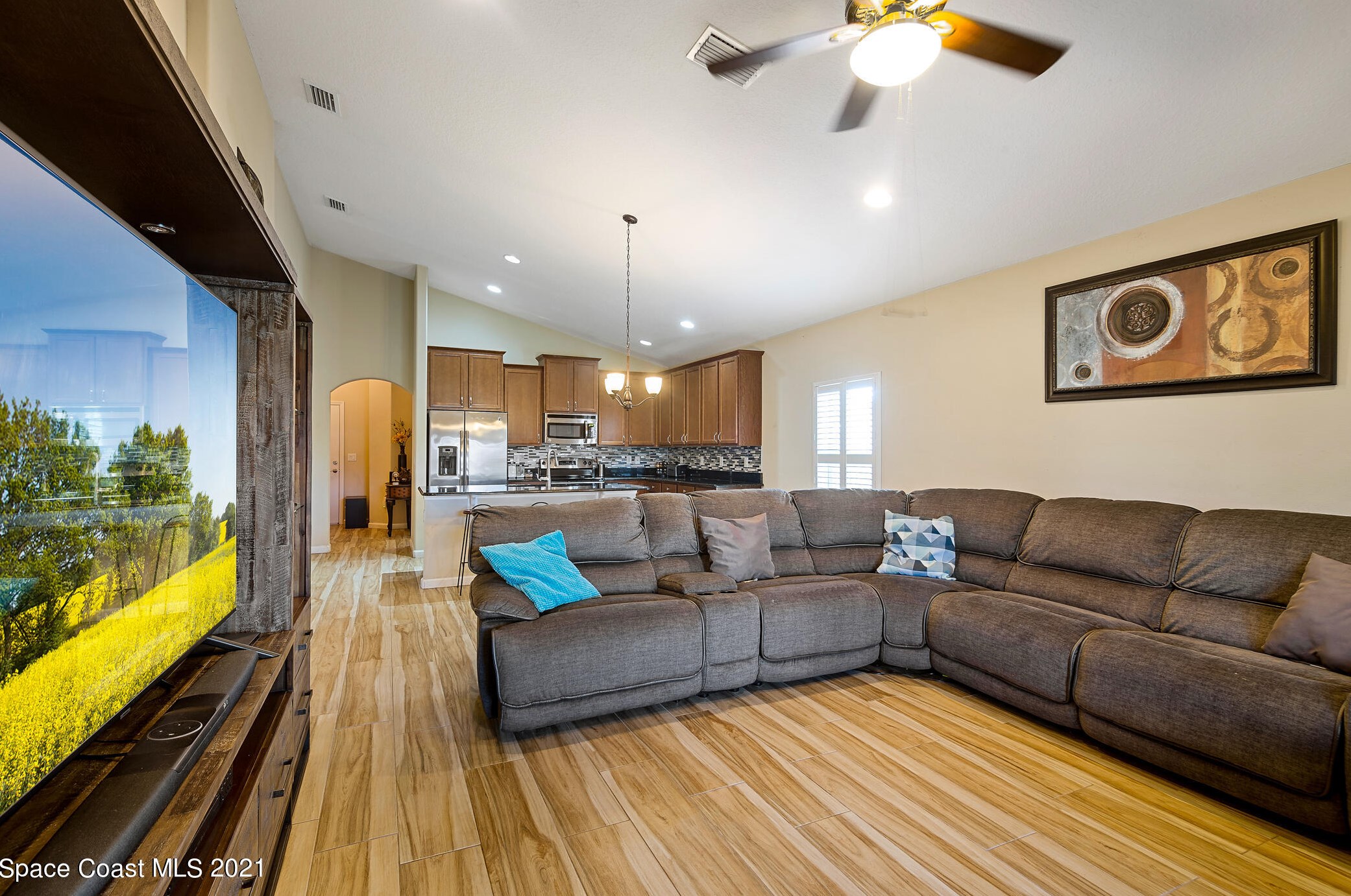 1021 Dillard Dr, Melbourne, FL 32909-2375