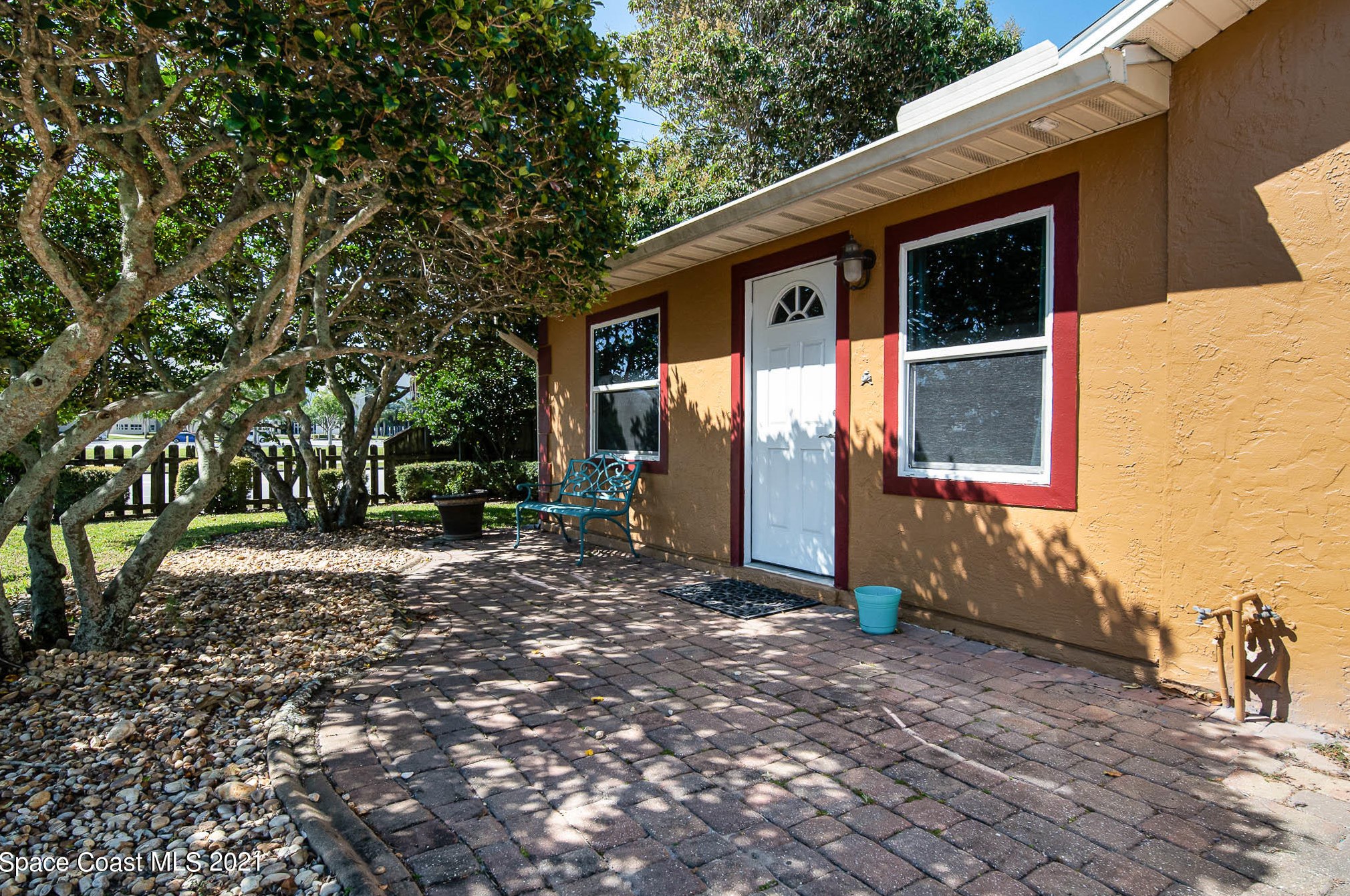 2751 College View Dr, Melbourne, FL 32935-2457