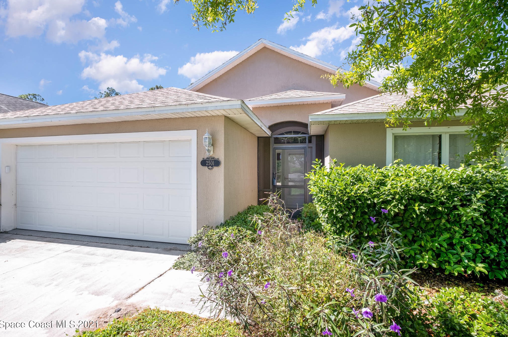 2501 Stratford Pointe Dr, Melbourne, FL 32904-8058