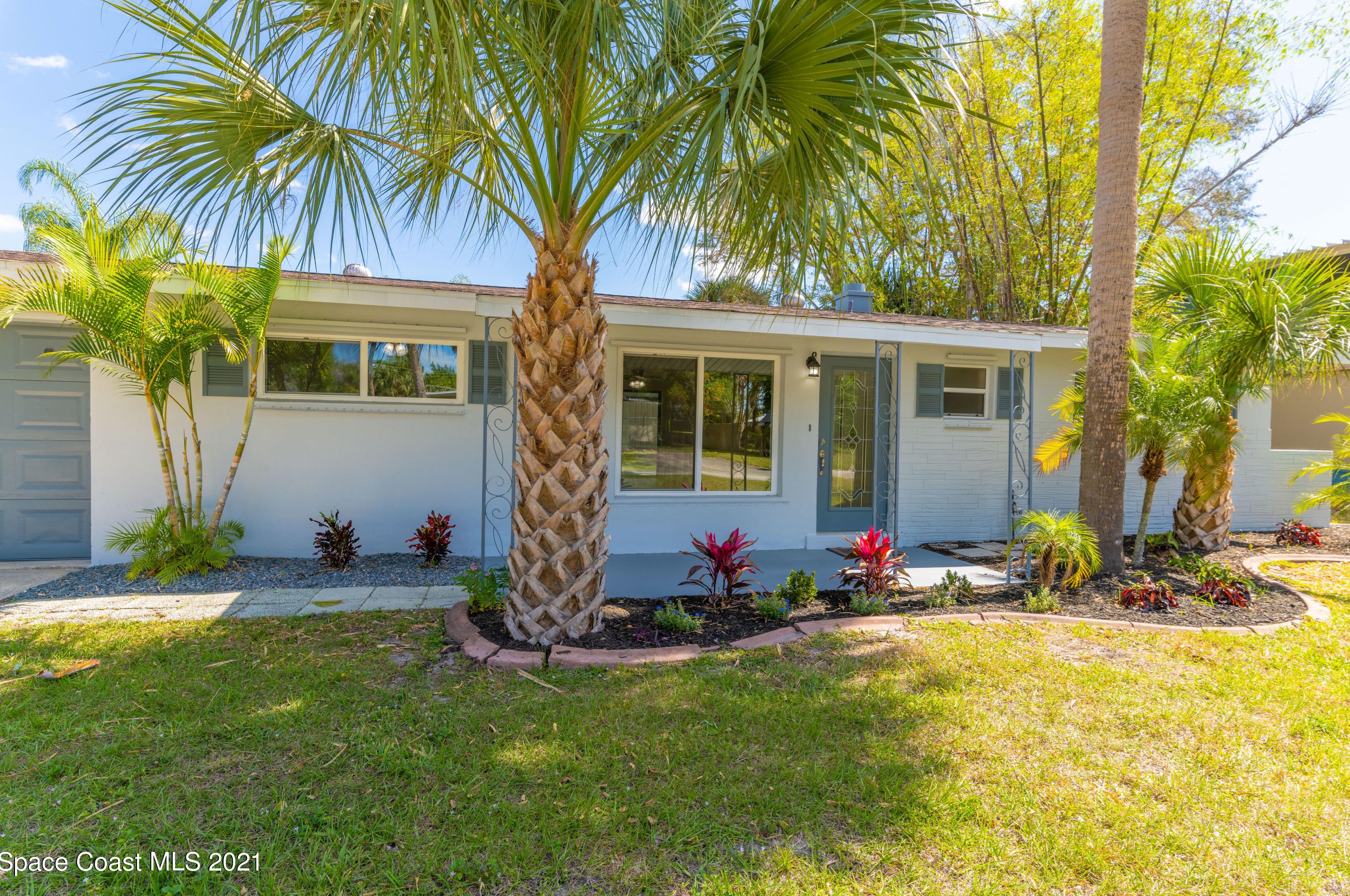 1665 Virginia Dr, Melbourne, FL 32935-6158