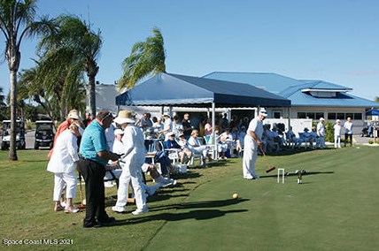 1709 Freedom Dr, Melbourne FL 32940-6714 exterior