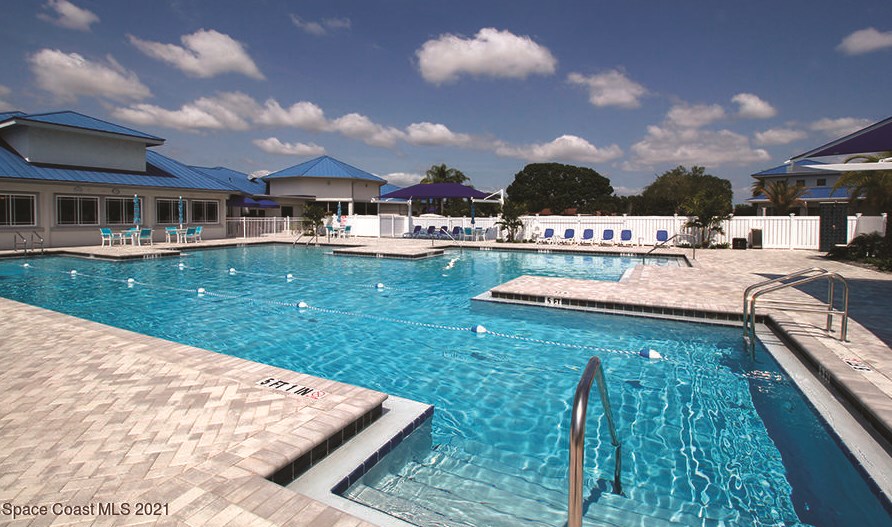 1709 Freedom Dr, Melbourne FL 32940-6714 exterior