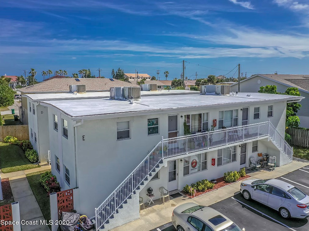 651 Palm Dr #e1, Melbourne, FL 32937
