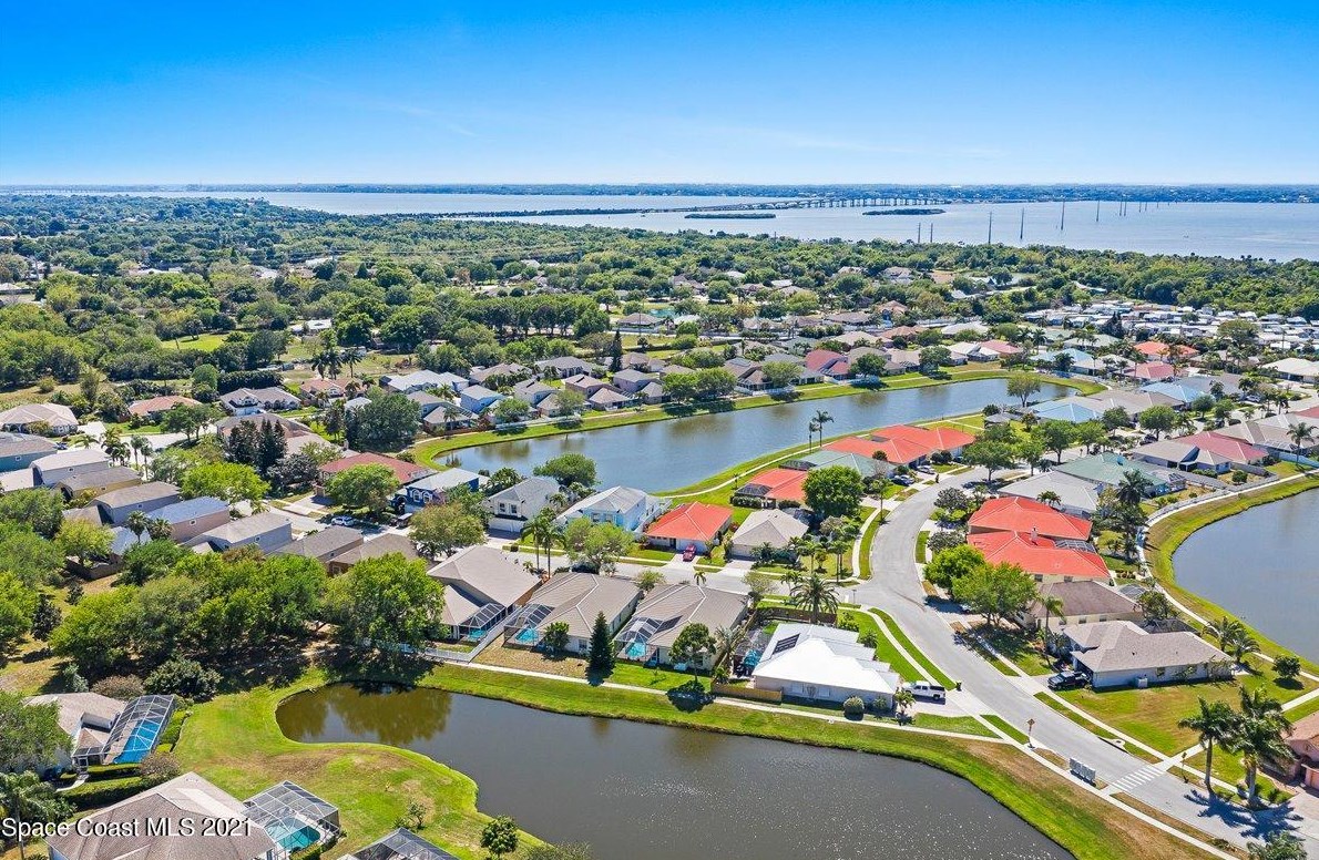 3621 Tipperary Dr, Merritt Island, FL 32953