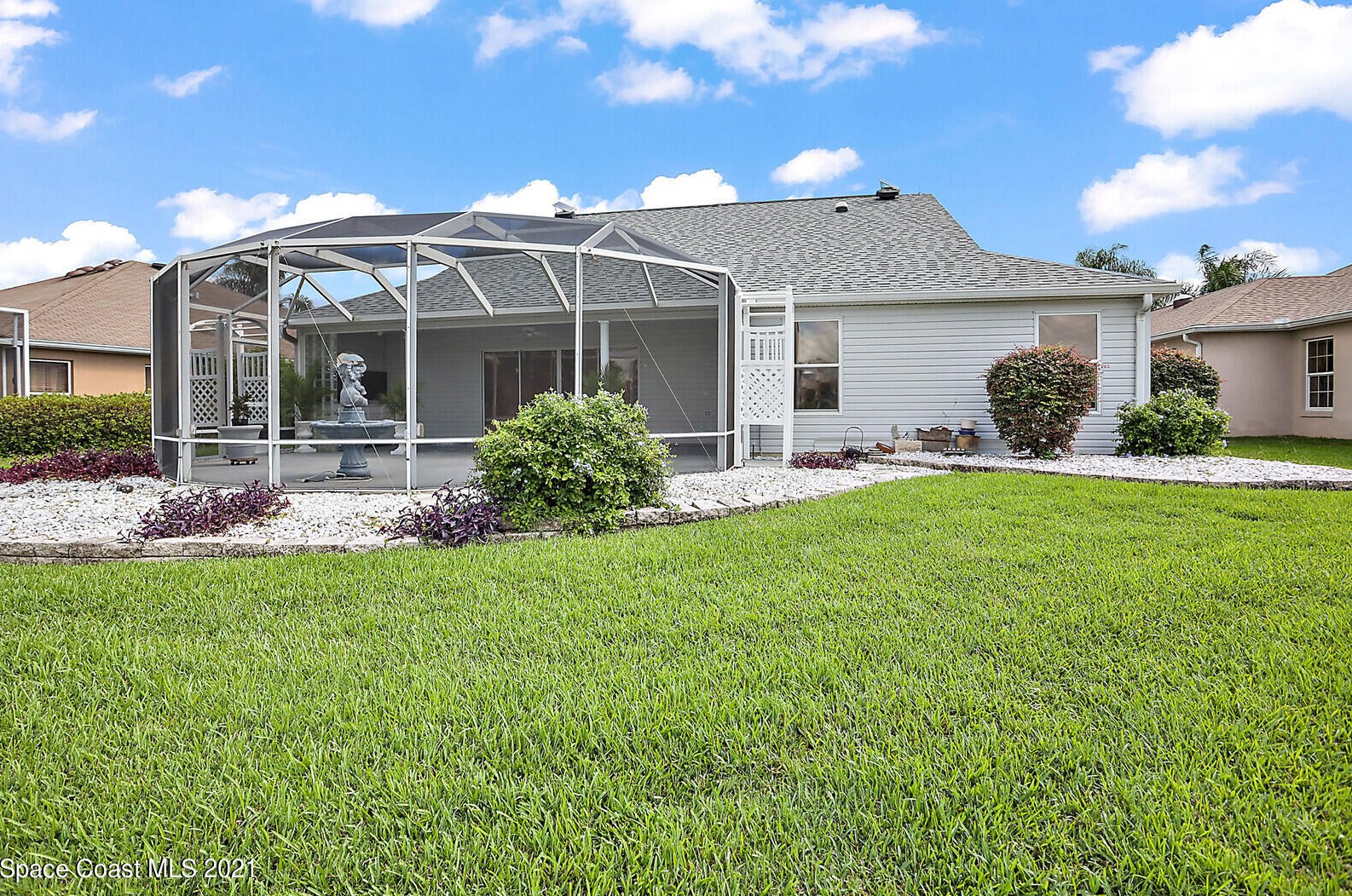 1428 Shorewood St, Lady Lake, FL 32162-7123