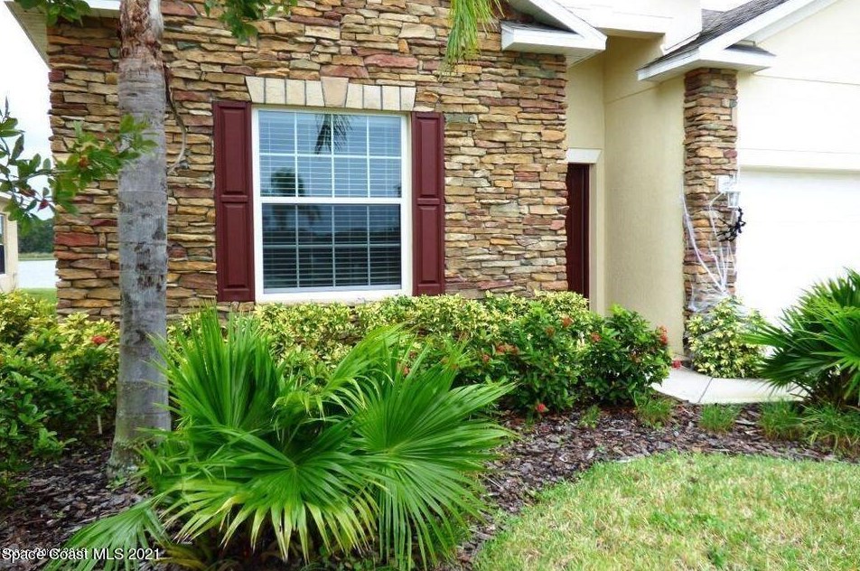 3263 Wreath St, Melbourne, FL 32904