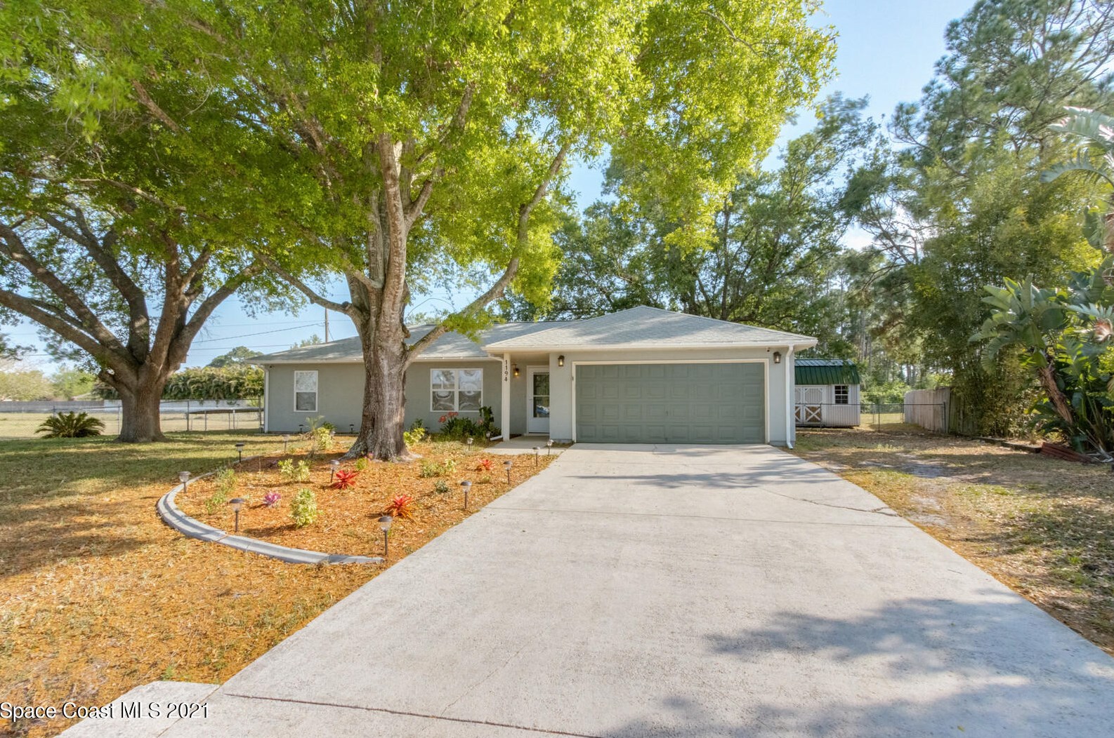 1194 Lynbrook St, Melbourne, FL 32907-7615