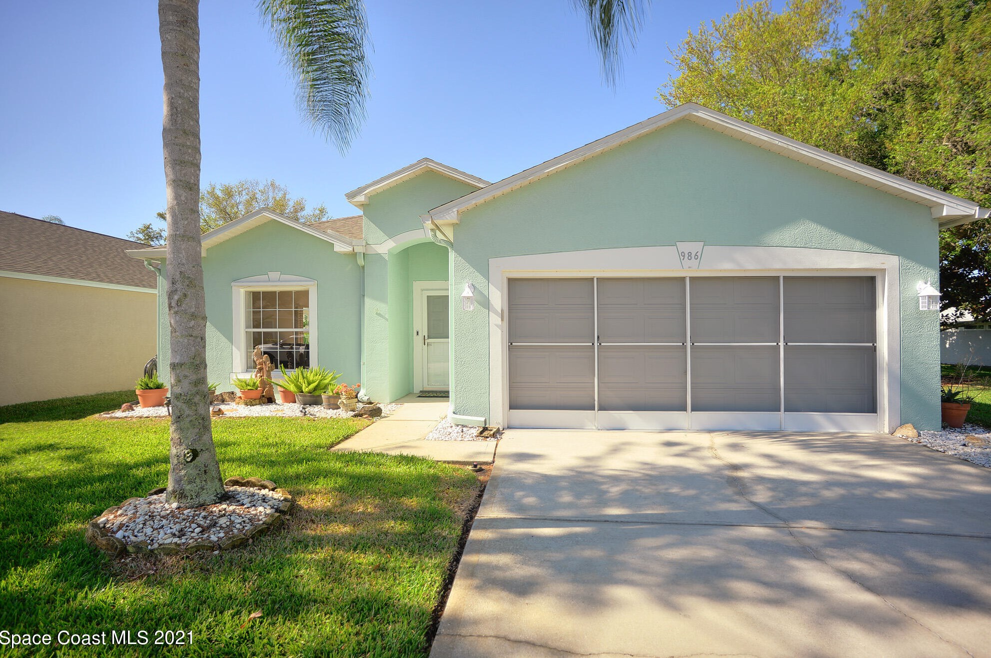 986 Villa Dr, Melbourne, FL 32940-7076