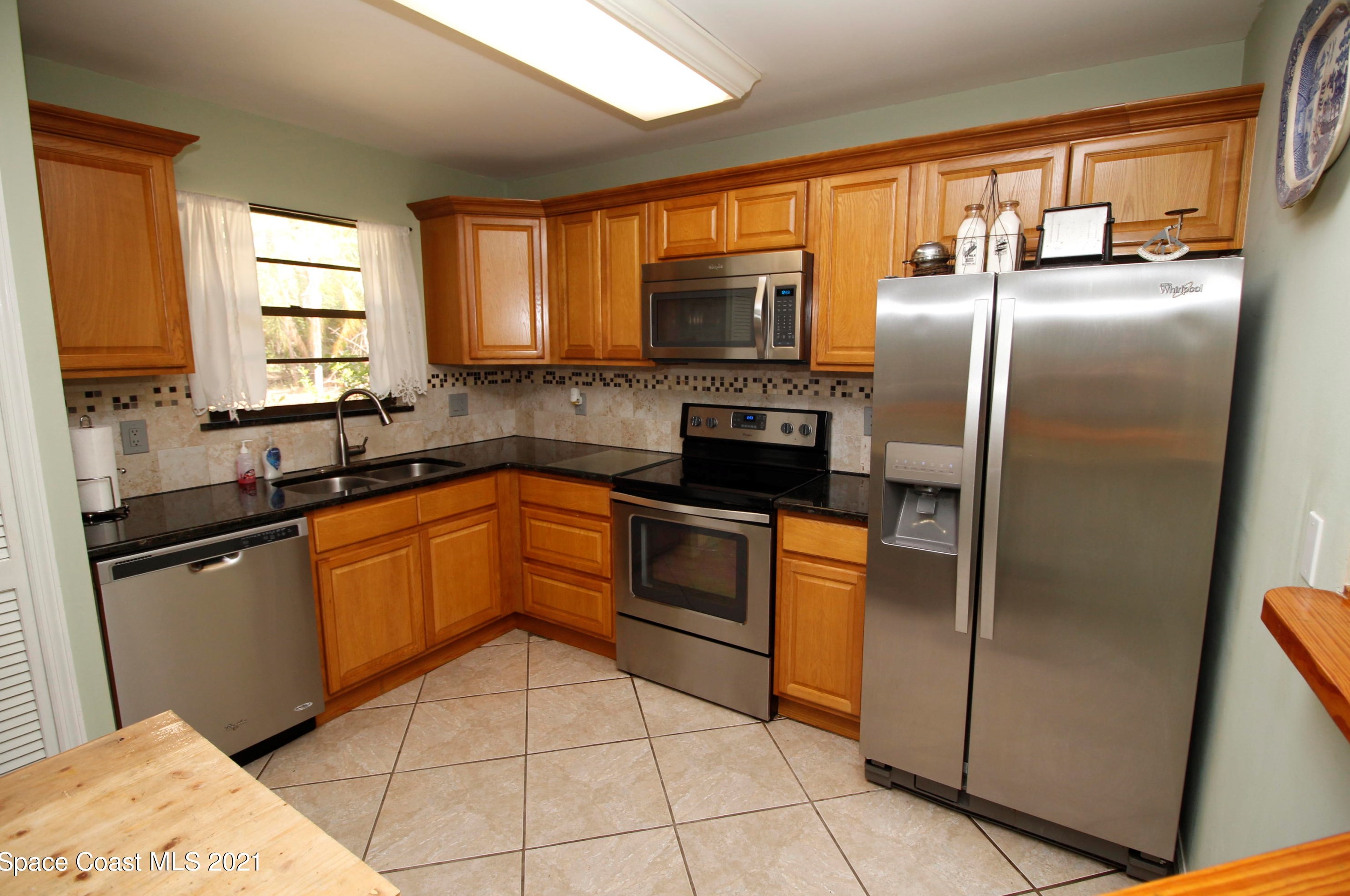 1682 Givens Ct, Melbourne, FL 32907-8725