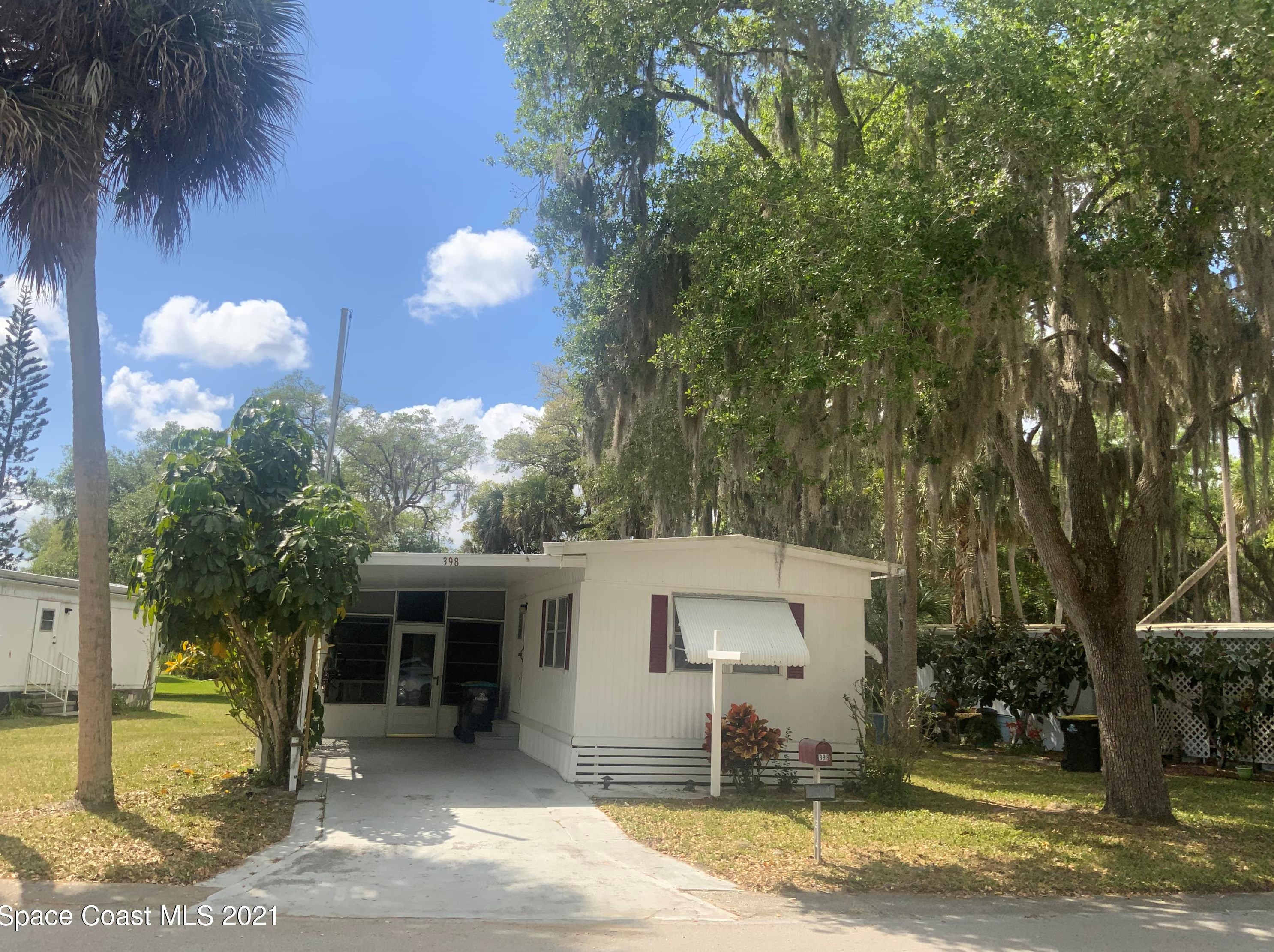 398 Holiday Park Blvd, Melbourne, FL 32907-2111