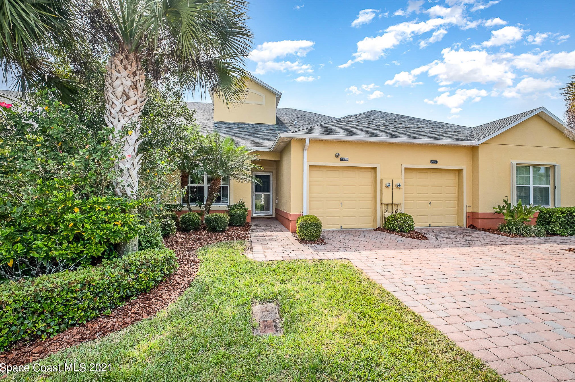 2250 Camberly Cir, Melbourne, FL 32940-8534