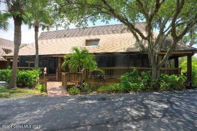 6230 Treetop Dr, Melbourne, FL 32951-3798