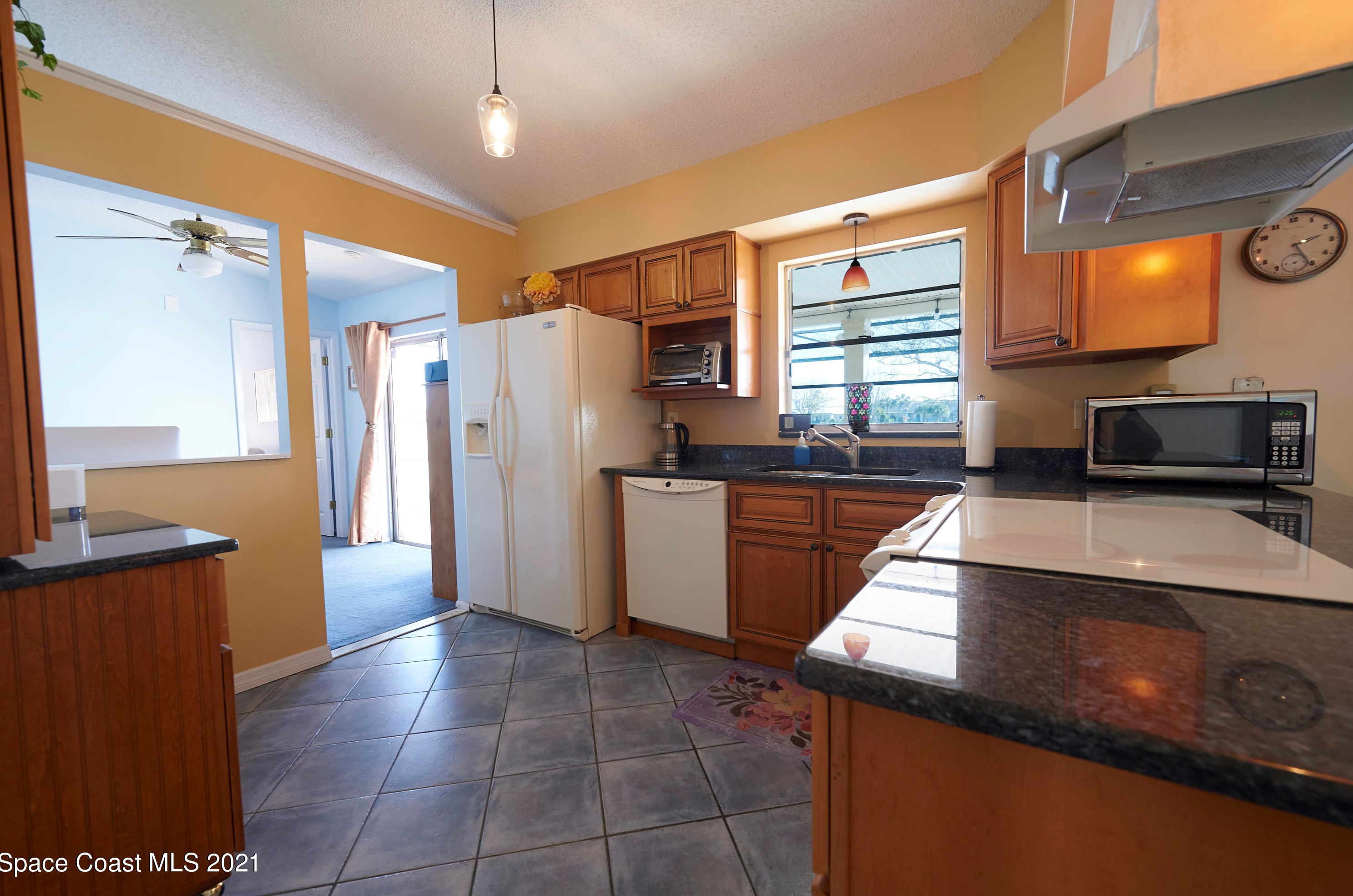 2540 Raintree Lake Cir, Merritt Island FL  32953-2940 exterior