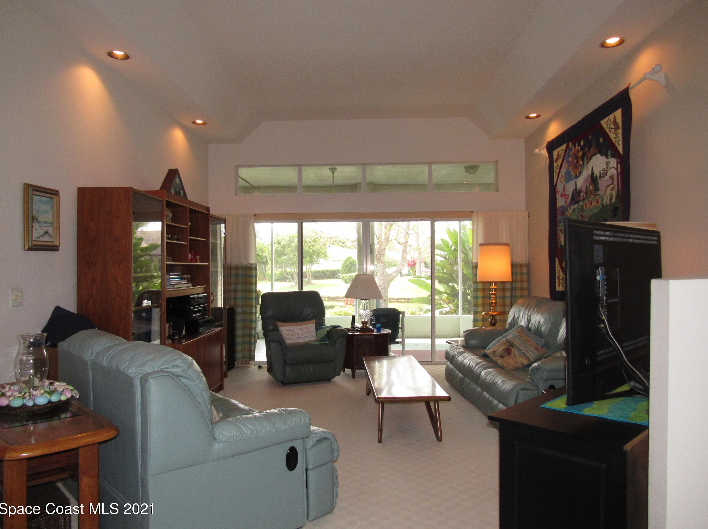 525 Carmel Dr, Melbourne, FL 32940-7789