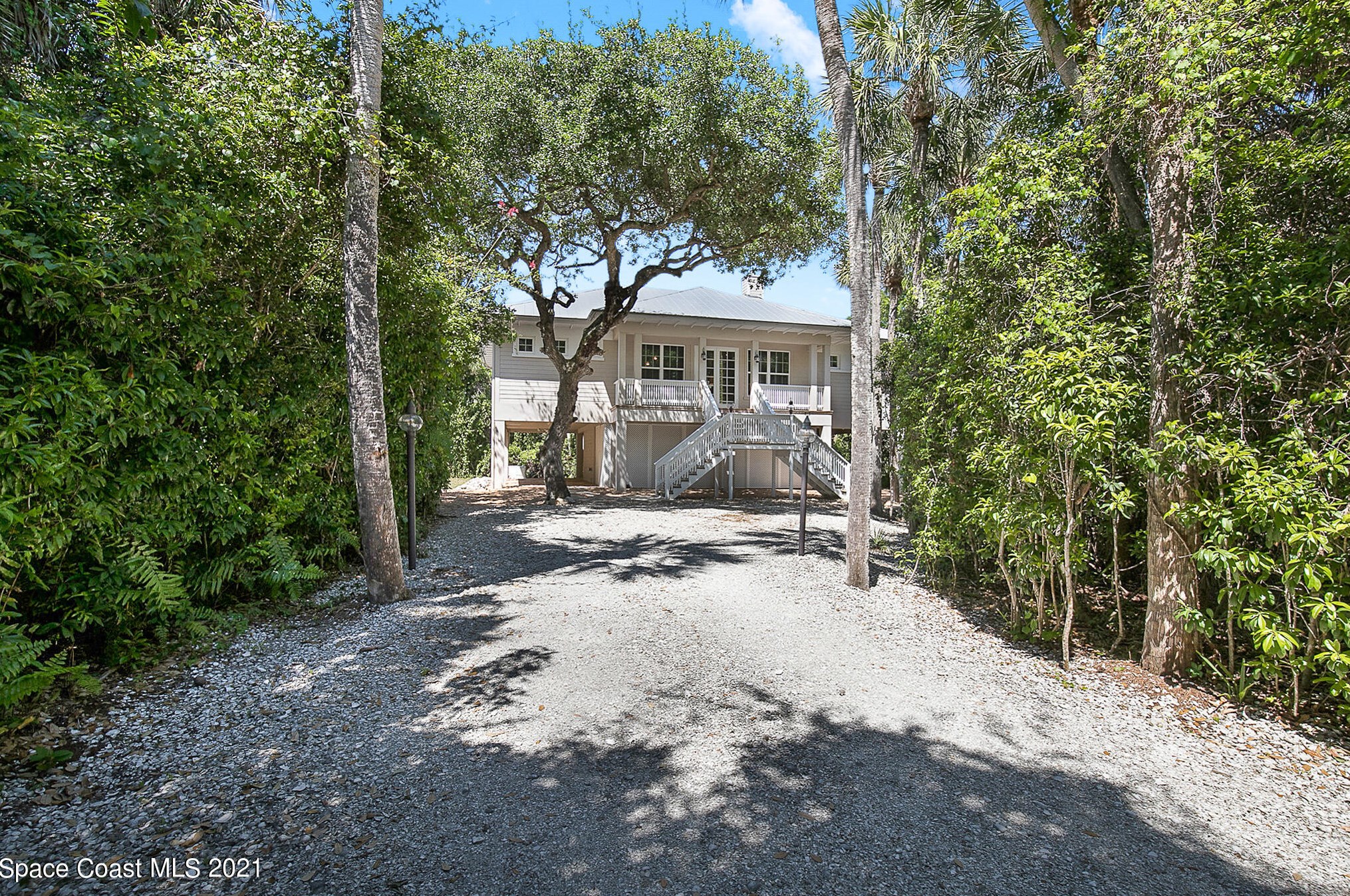 112 River Oaks Rd, Melbourne, FL 32951-4019