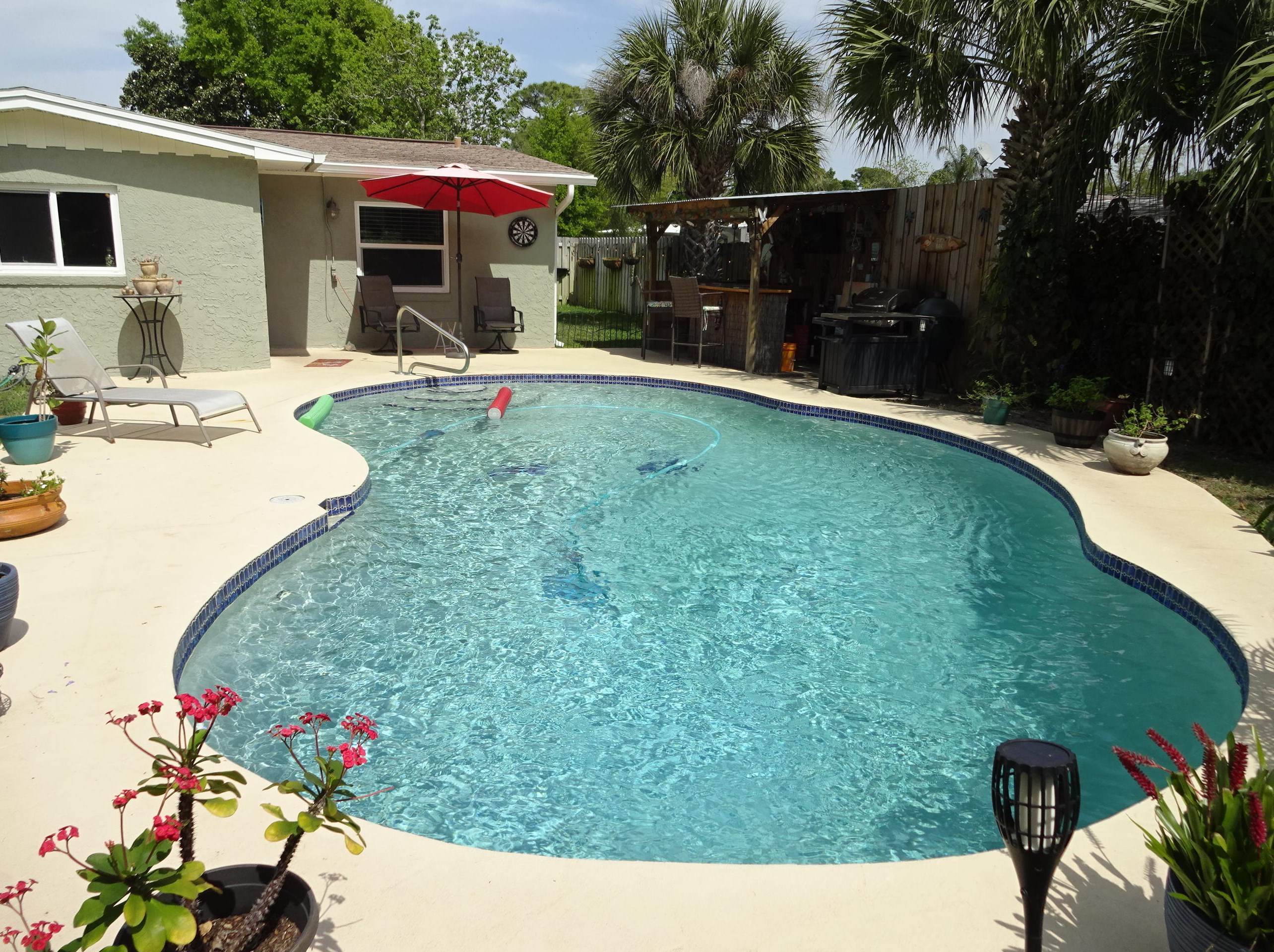 285 Le Jeune Dr, Merritt Island, FL 32953-3408