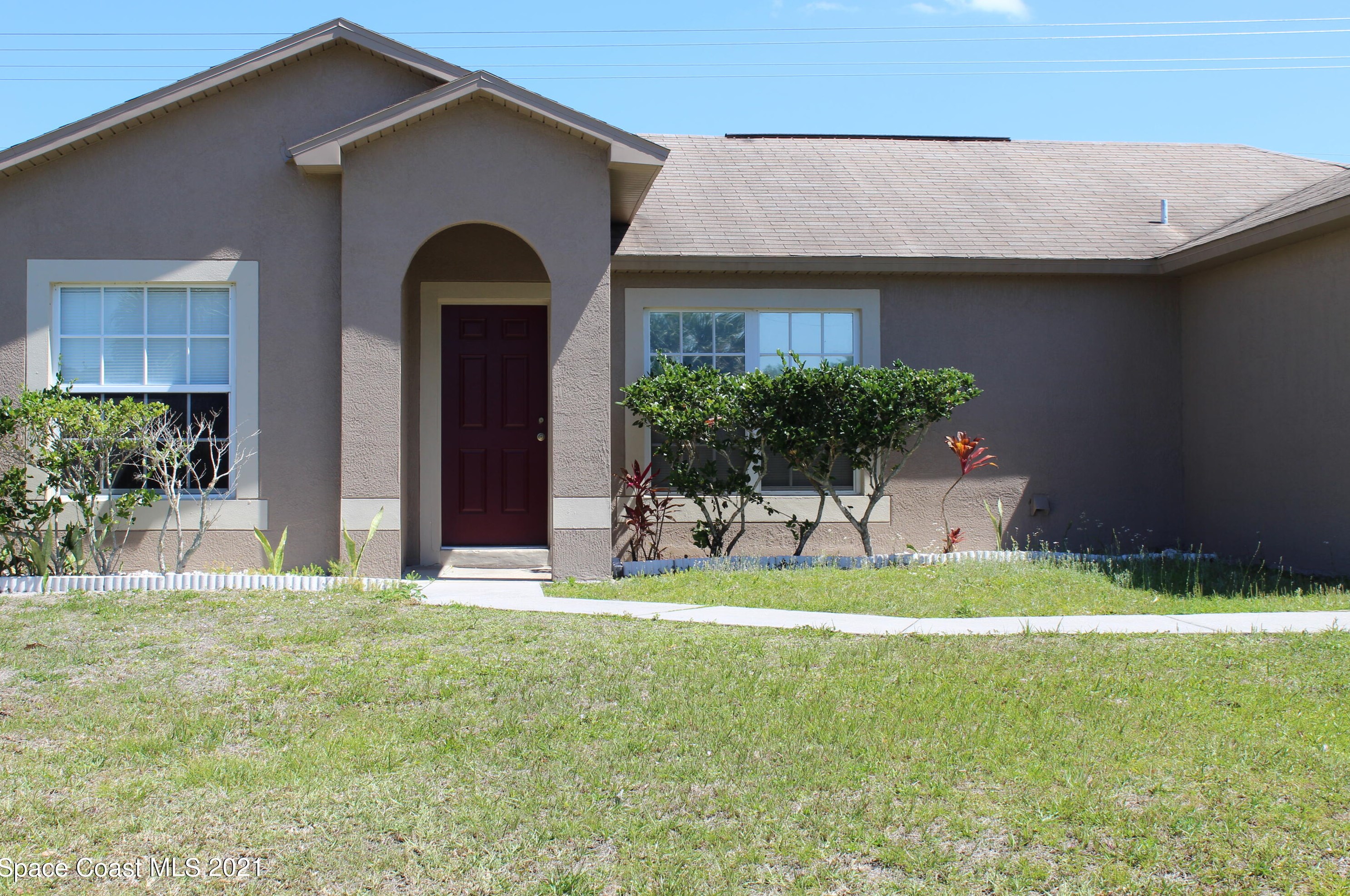 1539 Glencove Ave Nw, Melbourne, FL 32907