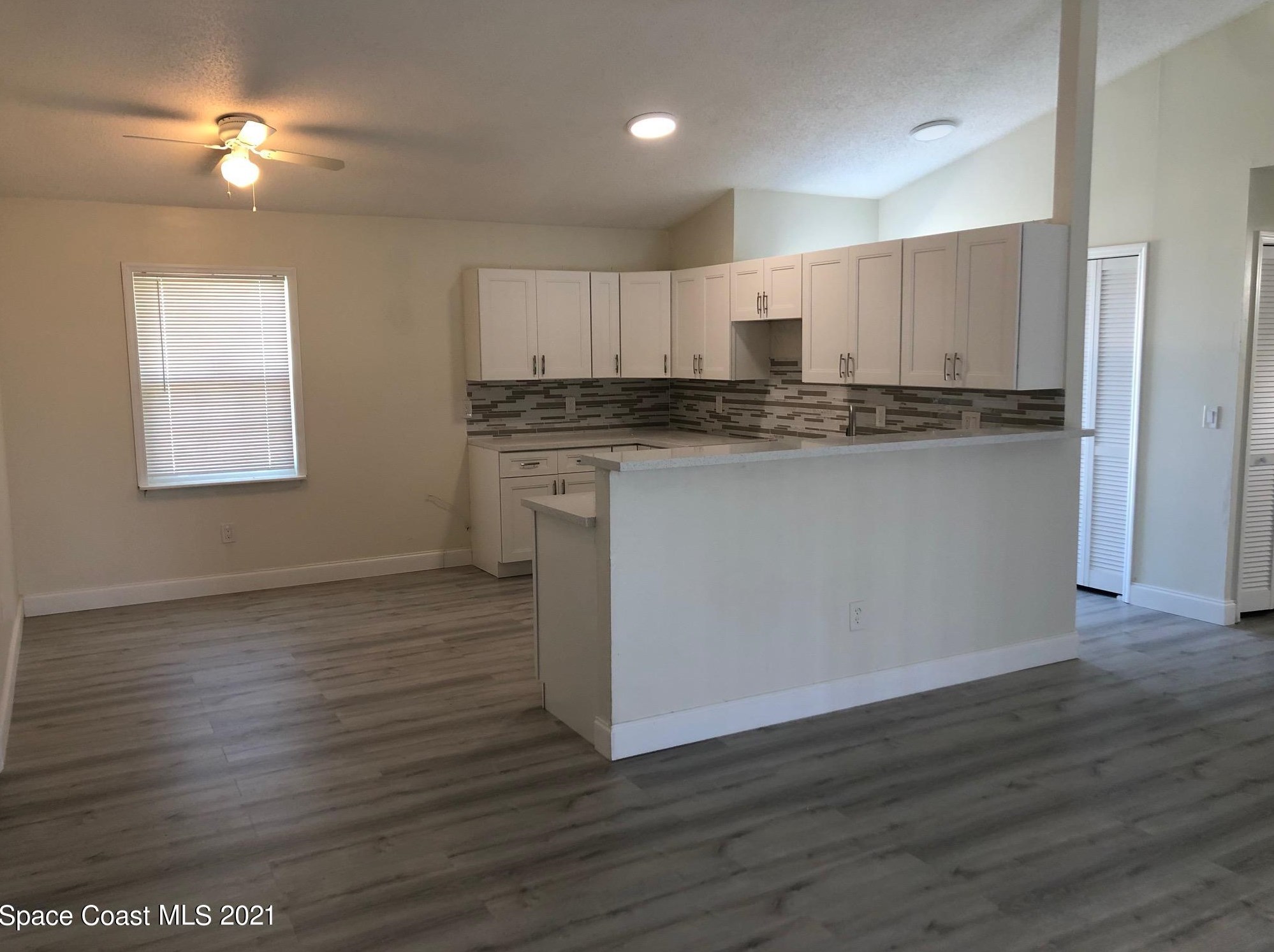 414 Aviation Ave Ne, Melbourne, FL 32907