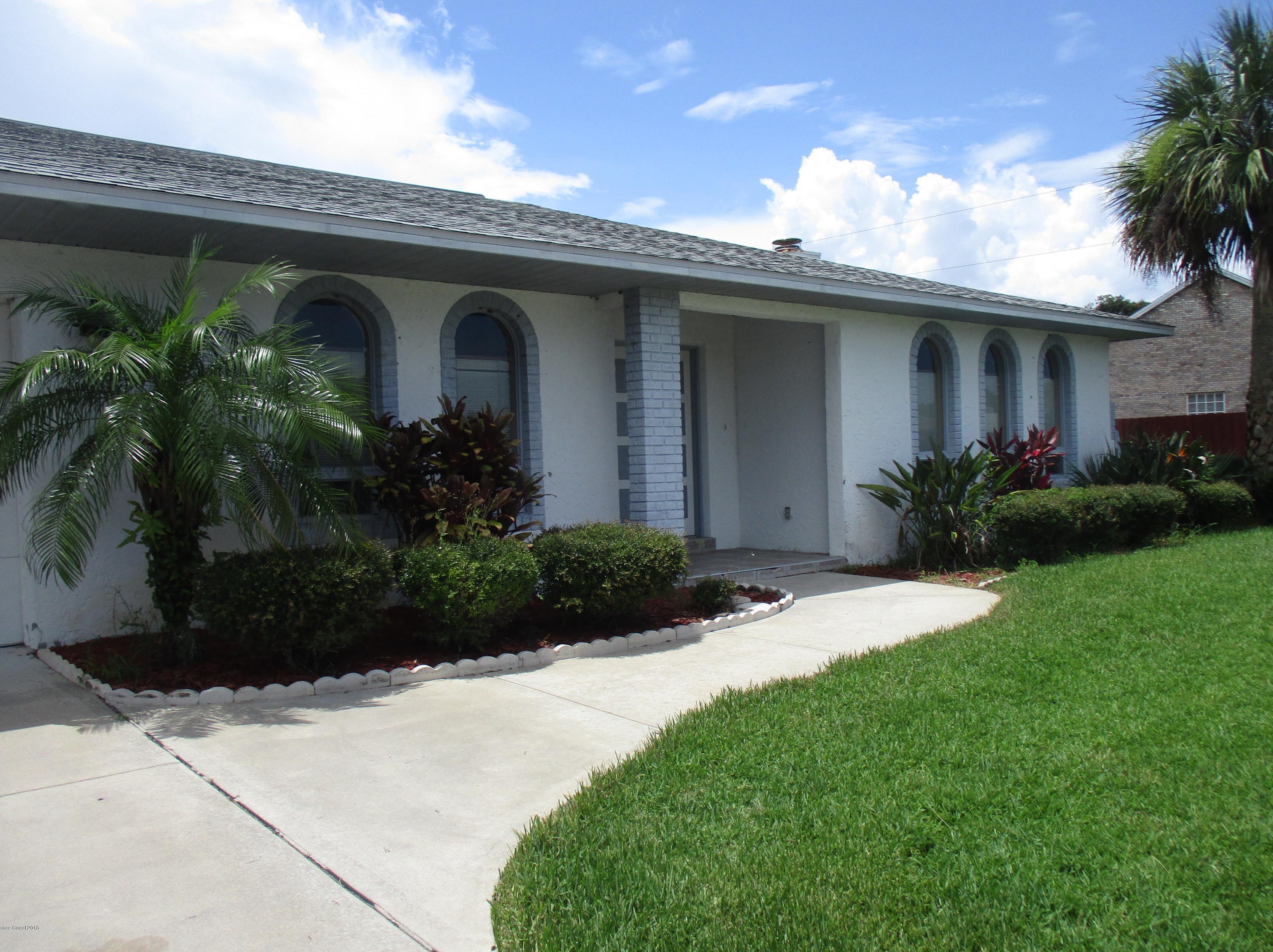 1084 Herne Ave, Melbourne, FL 32907-1247