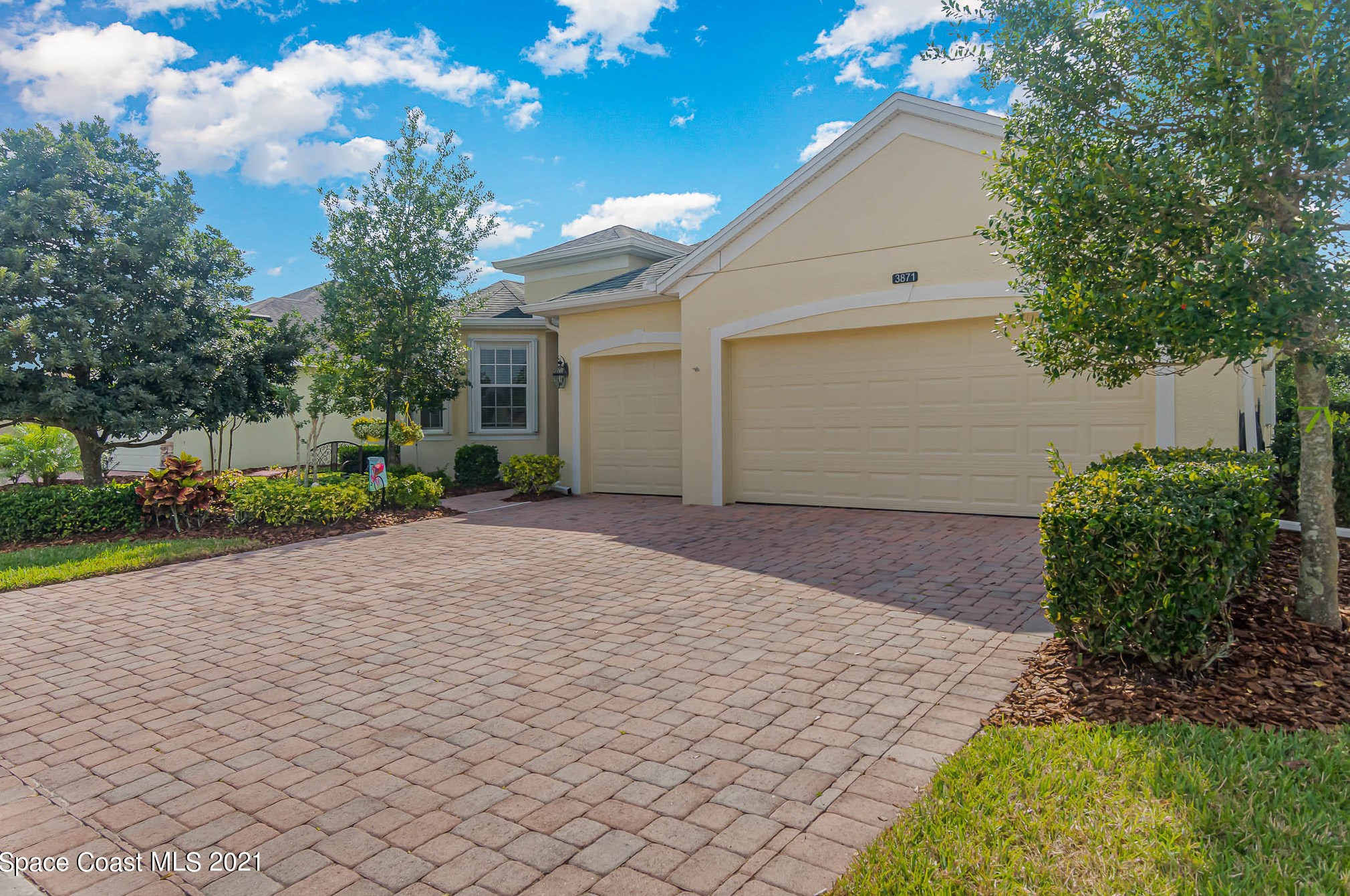 3871 Funston Cir, Melbourne, FL 32940-8583