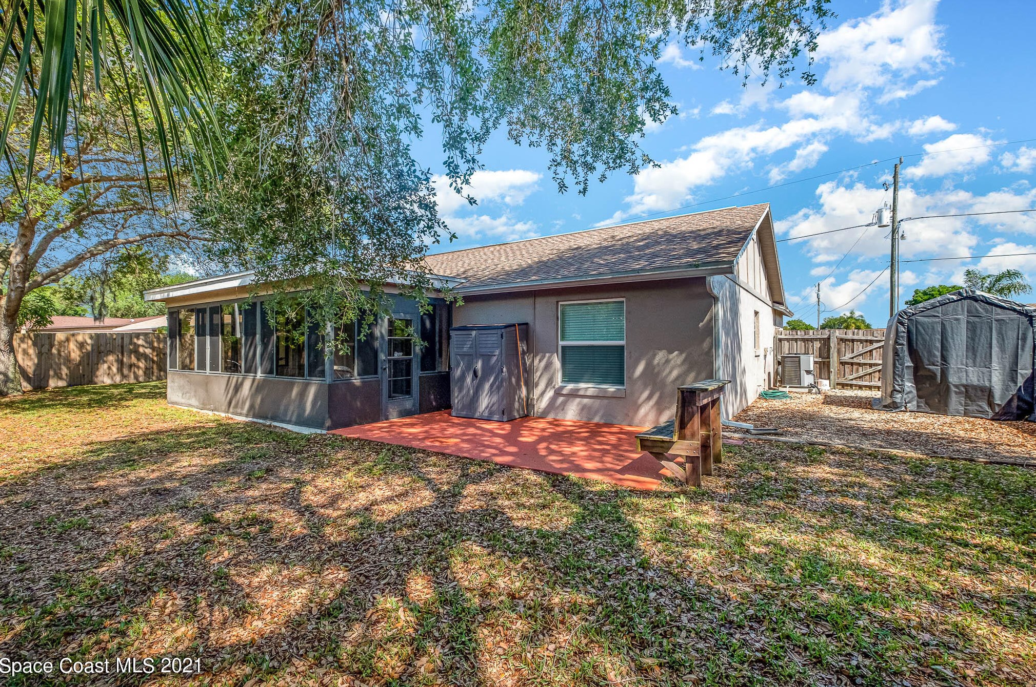 2825 Raintree Lake Cir, Merritt Island, FL 32953-2929
