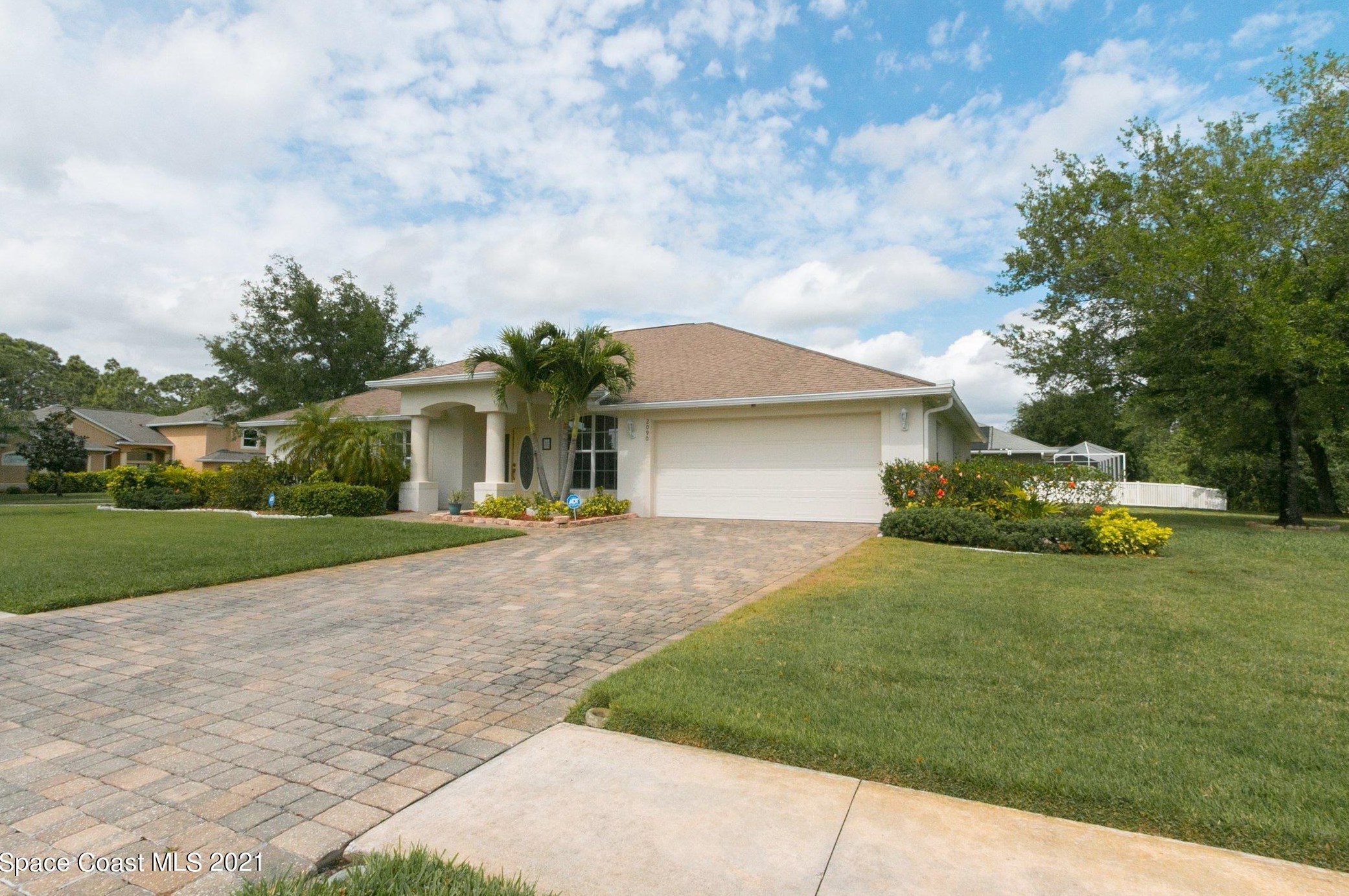 2090 Thornwood Dr, Melbourne, FL 32909-2325