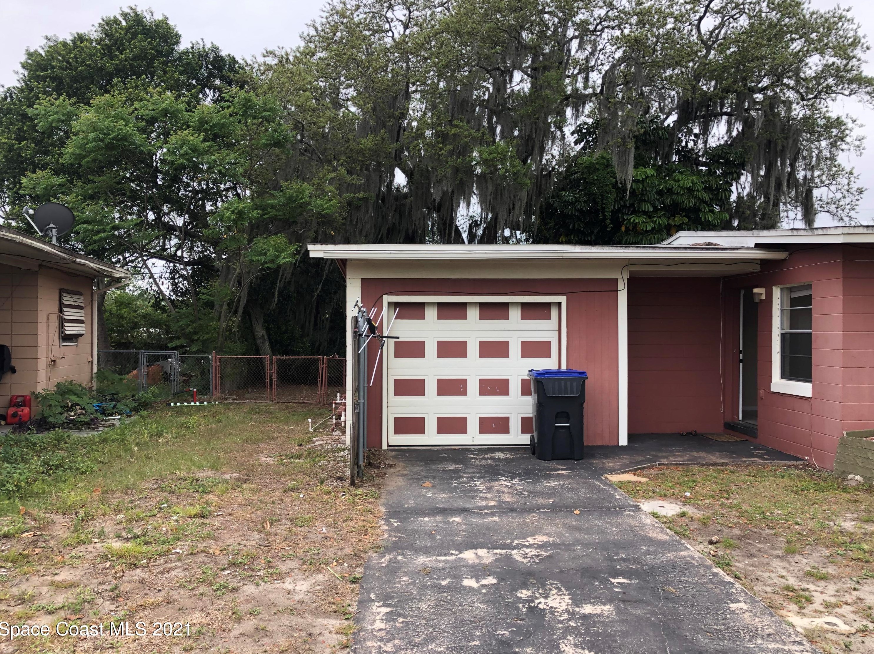 1590 Hilldale Rd, Titusville, FL 32780