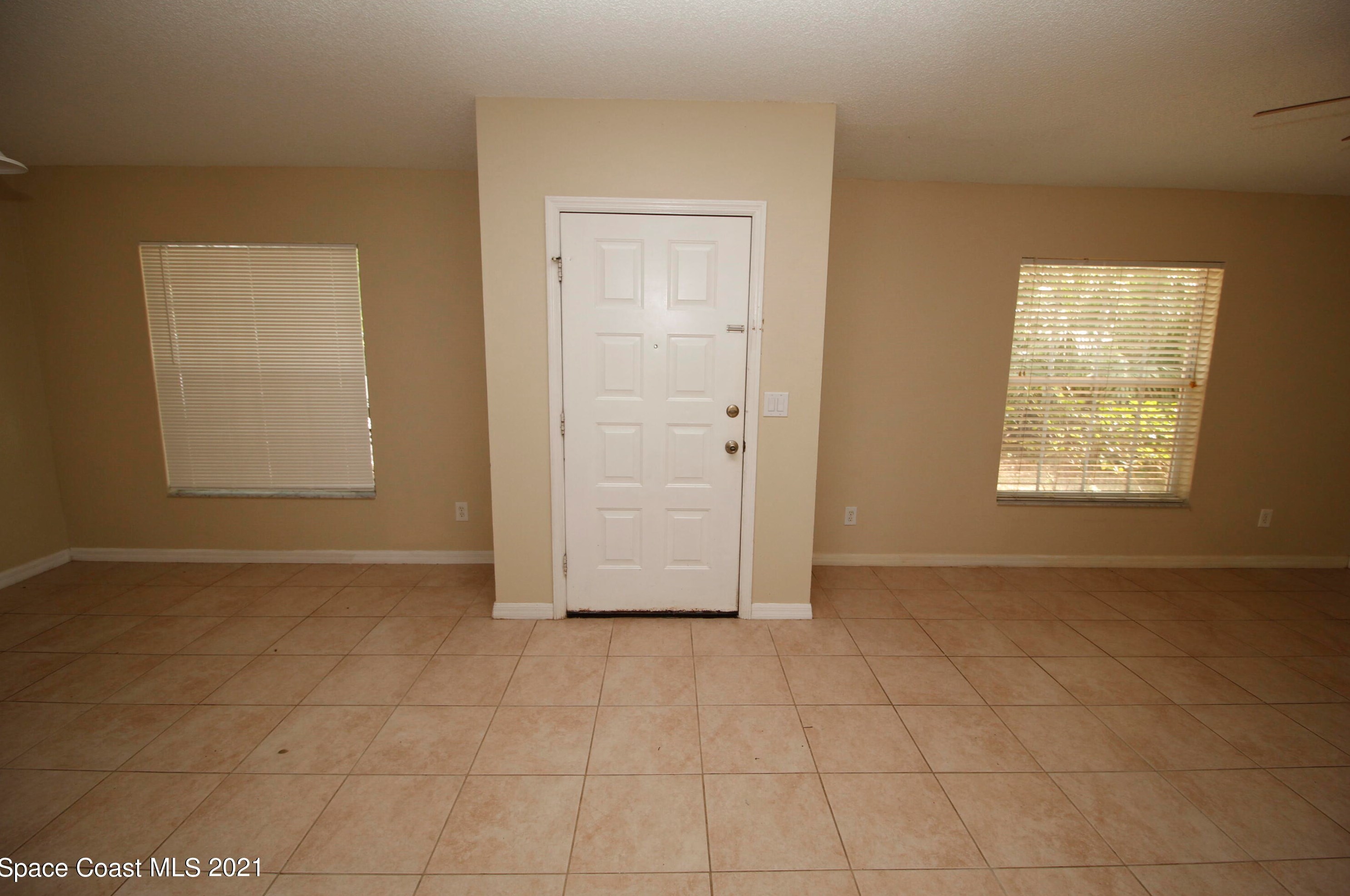 1398 Scottish St, Melbourne, FL 32908-6807