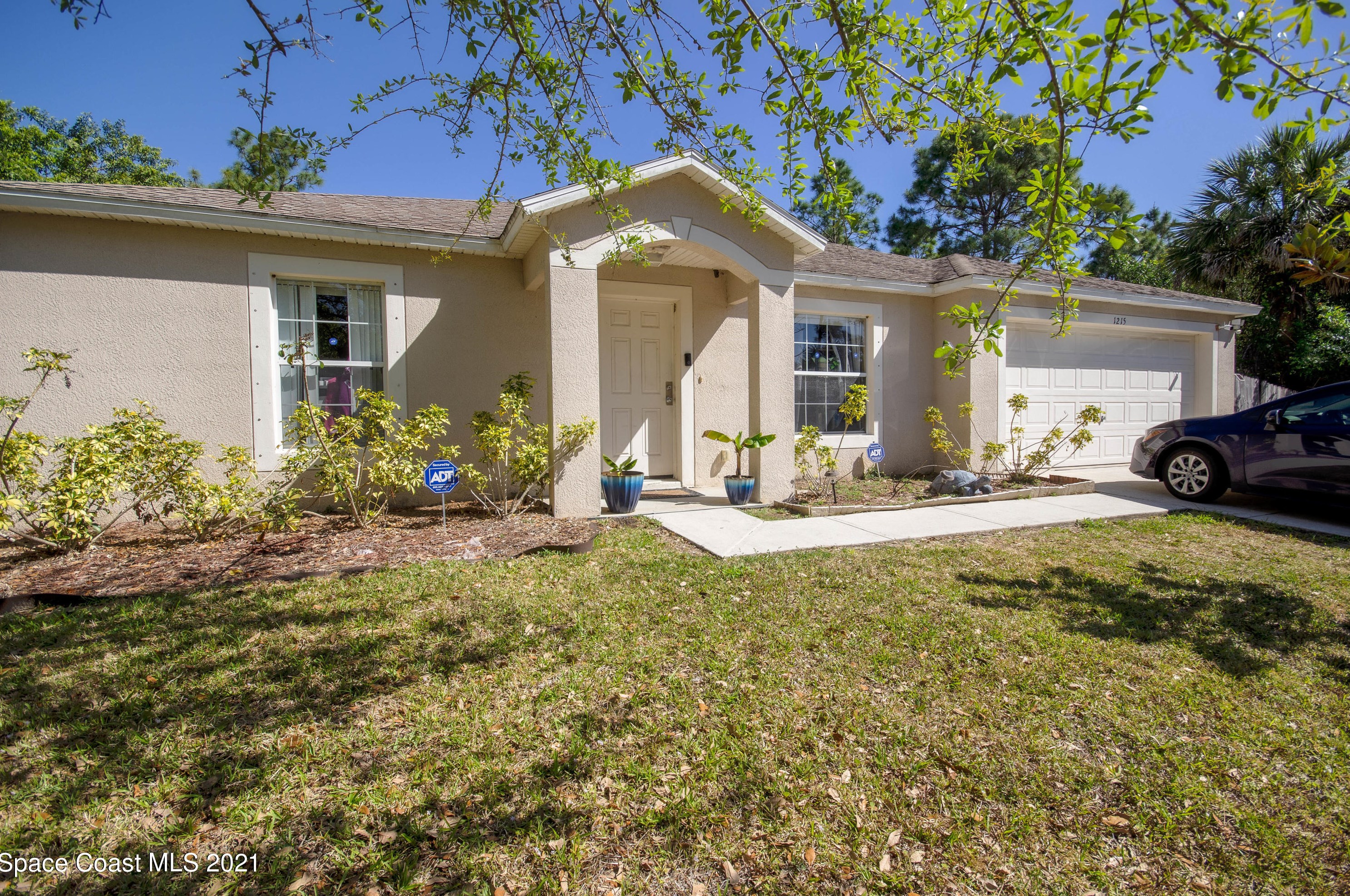 1215 Windingdale St, Melbourne, FL 32909-7348