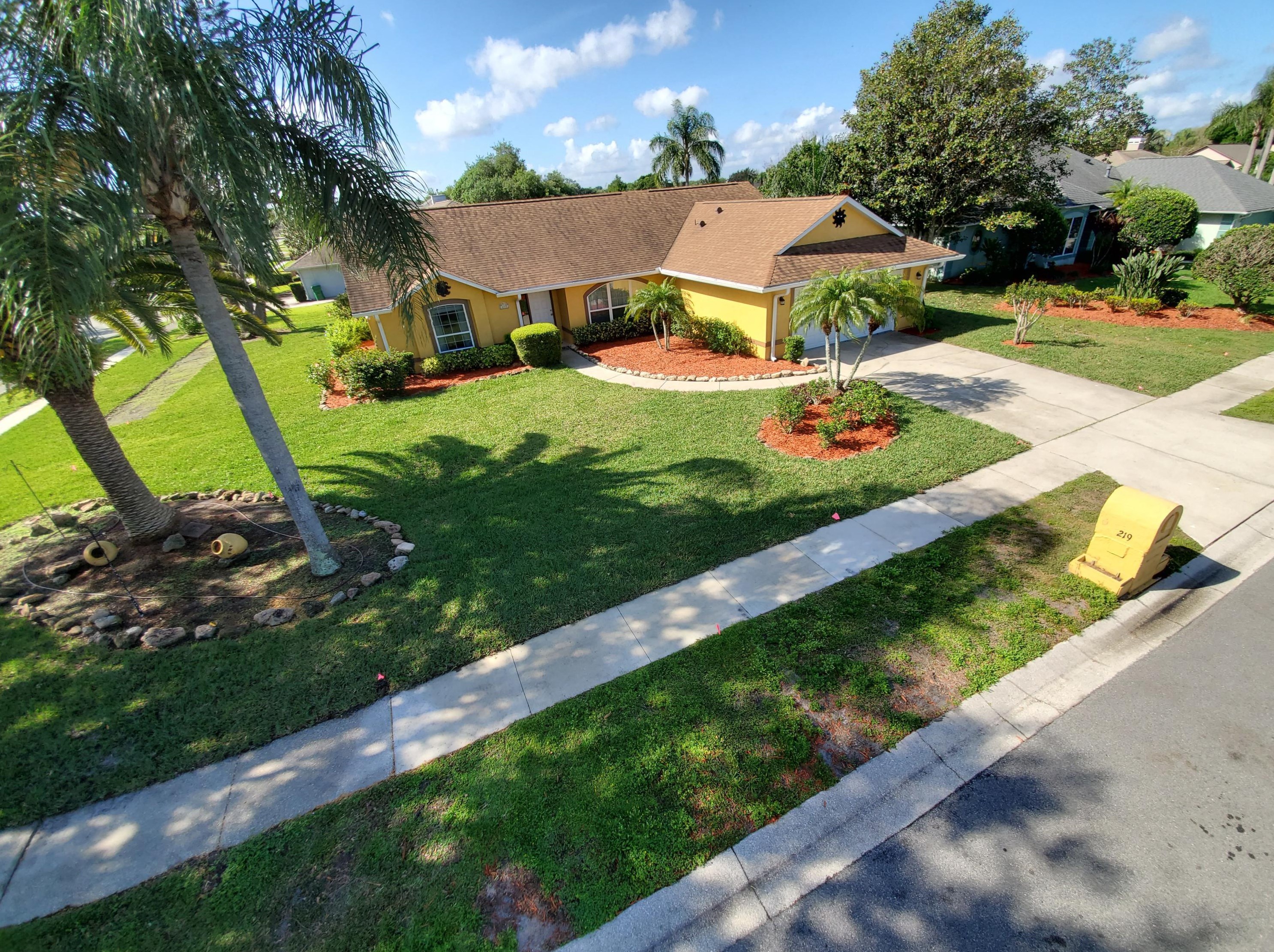 219 Lake Shore Dr, Merritt Island, FL 32953