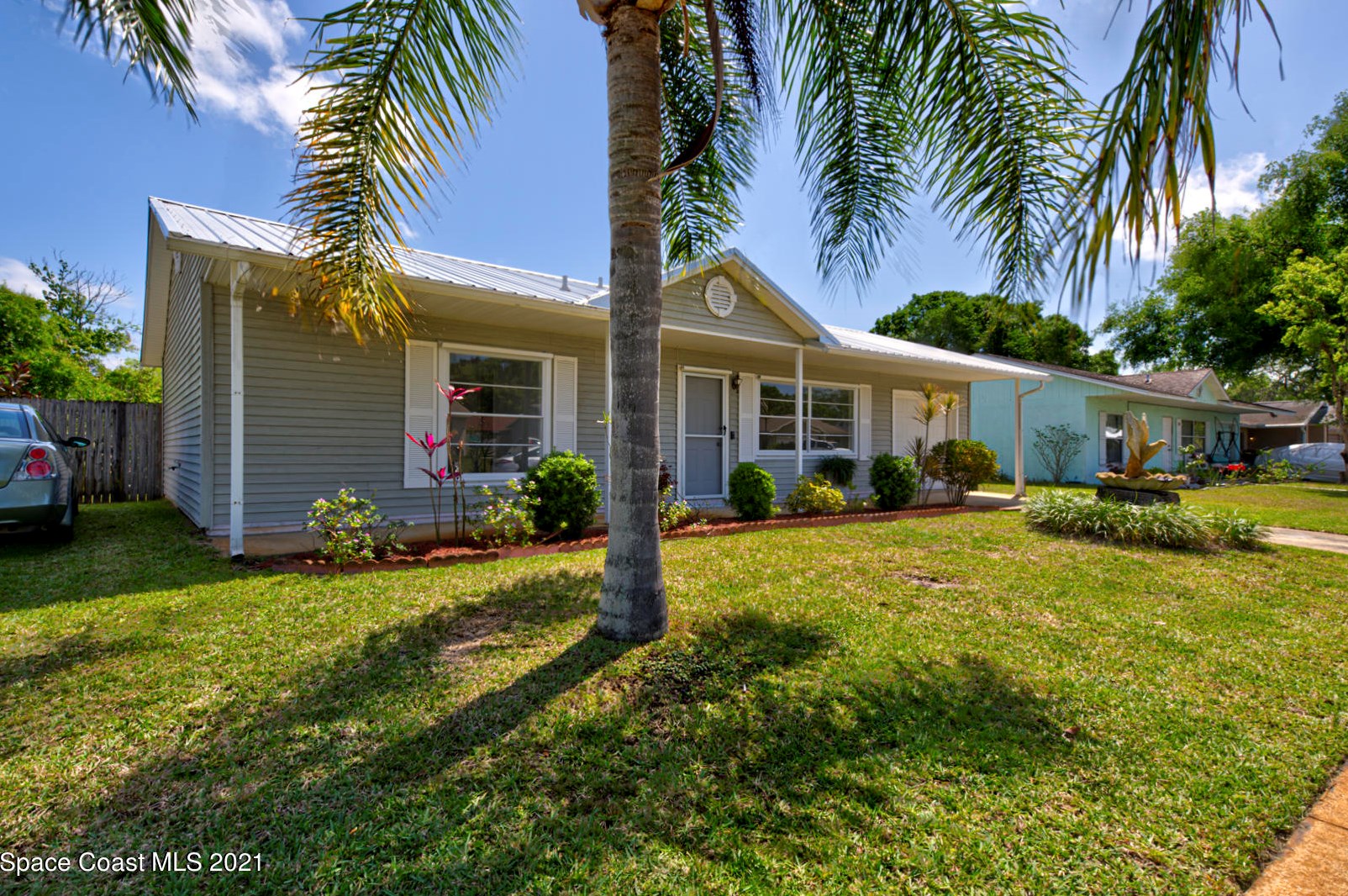 1695 Saratoga Dr, Titusville, FL 32796