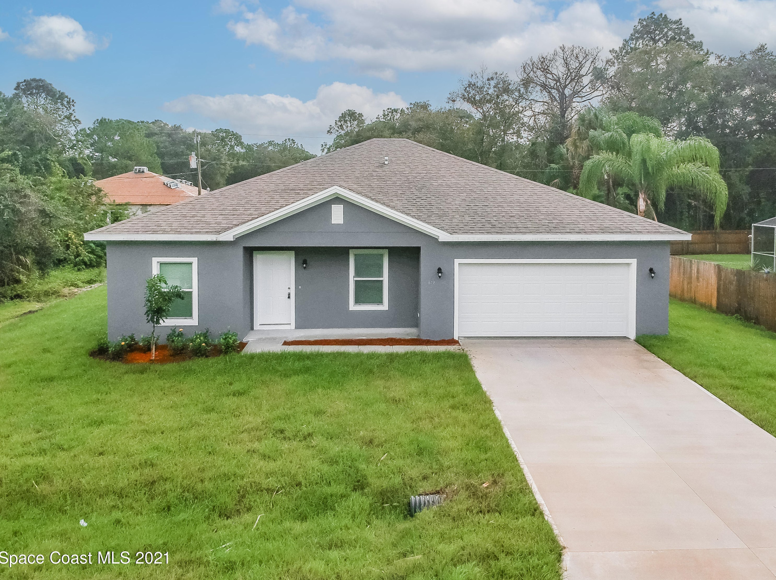 1067 Sheridan Ave, Melbourne, FL 32907-7982