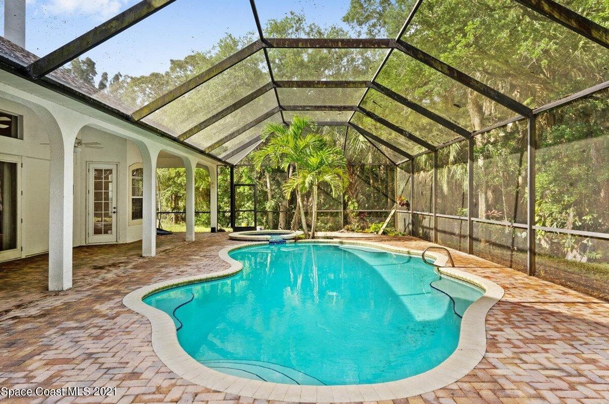 4400 Sea Island Ln, Merritt Island, FL 32953-8400