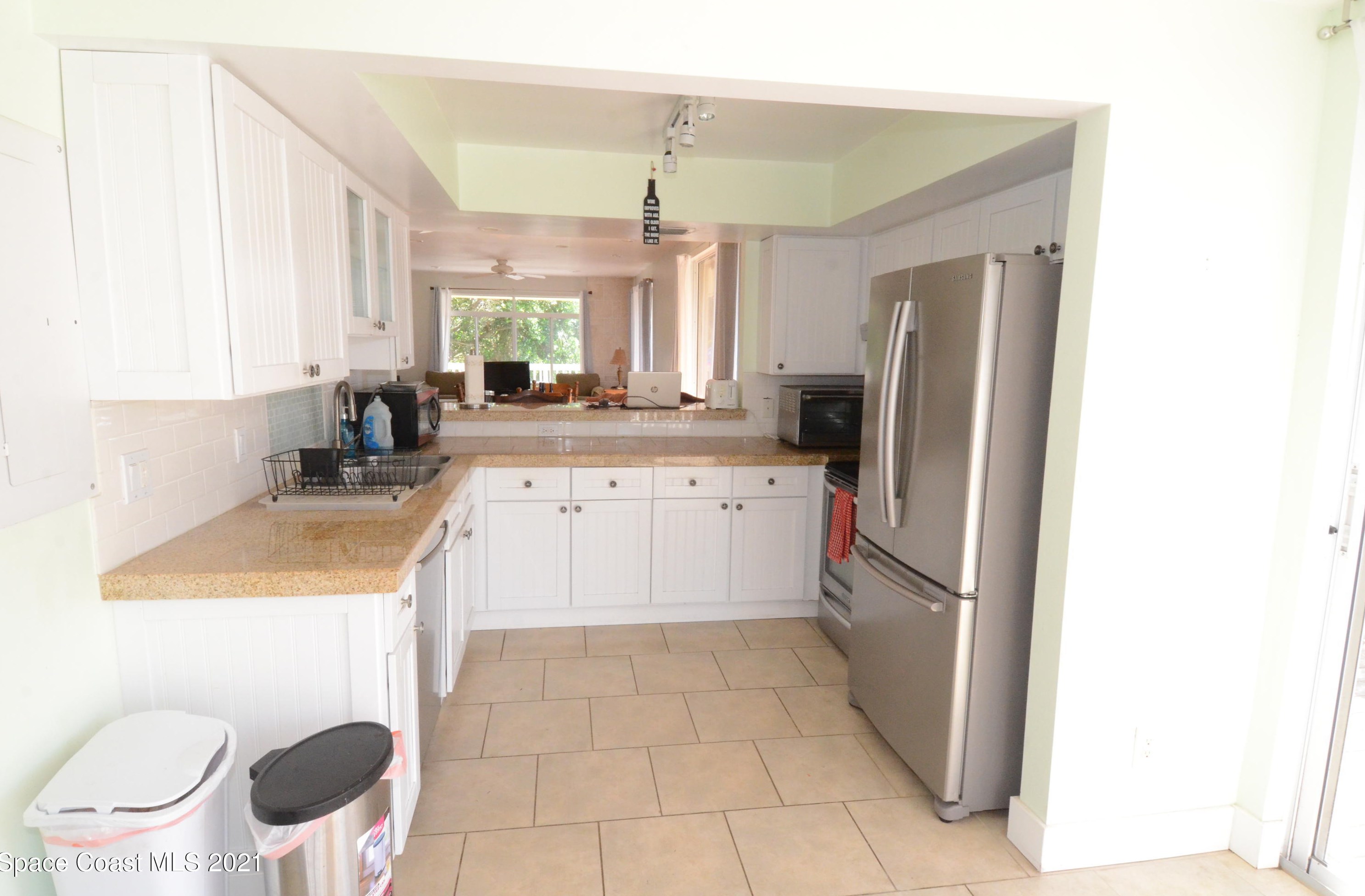 7303 Stuart Ave, Melbourne, FL 32951-3552