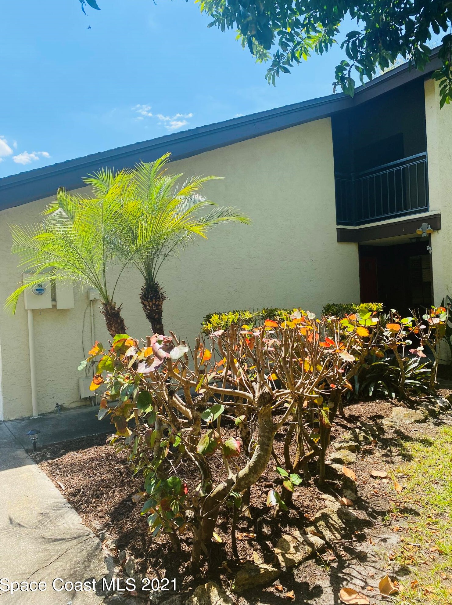 812 Indian River Ave, Titusville, FL 32780