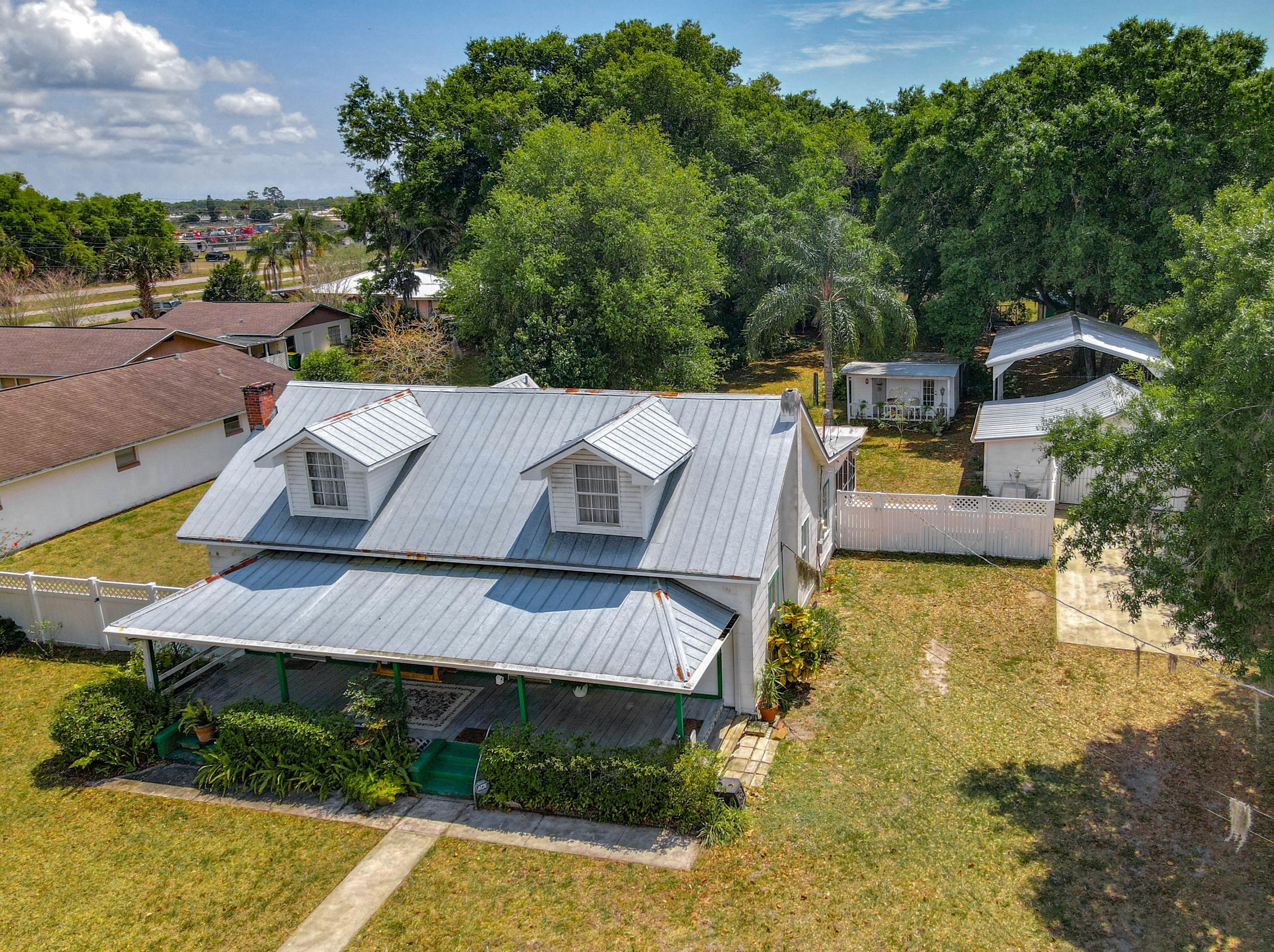 2283 Kentucky Ave, Mims, FL 32754