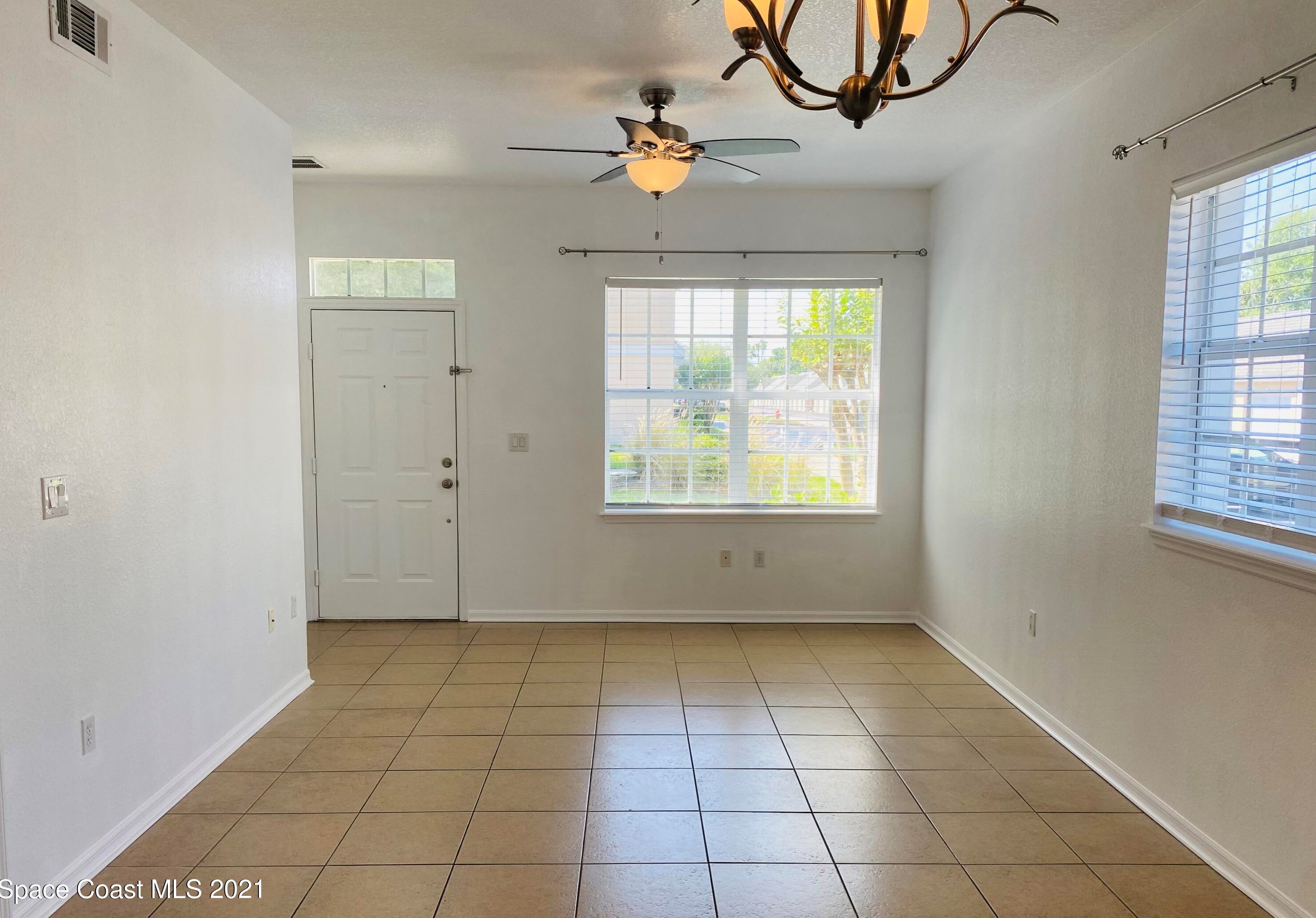 115 Turpial Way Apt 108, Melbourne, FL 32901