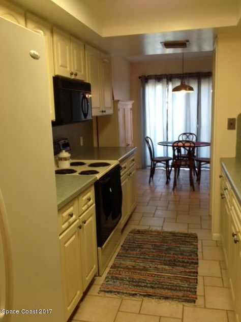 2307 Heritage Dr, Titusville, FL 32780