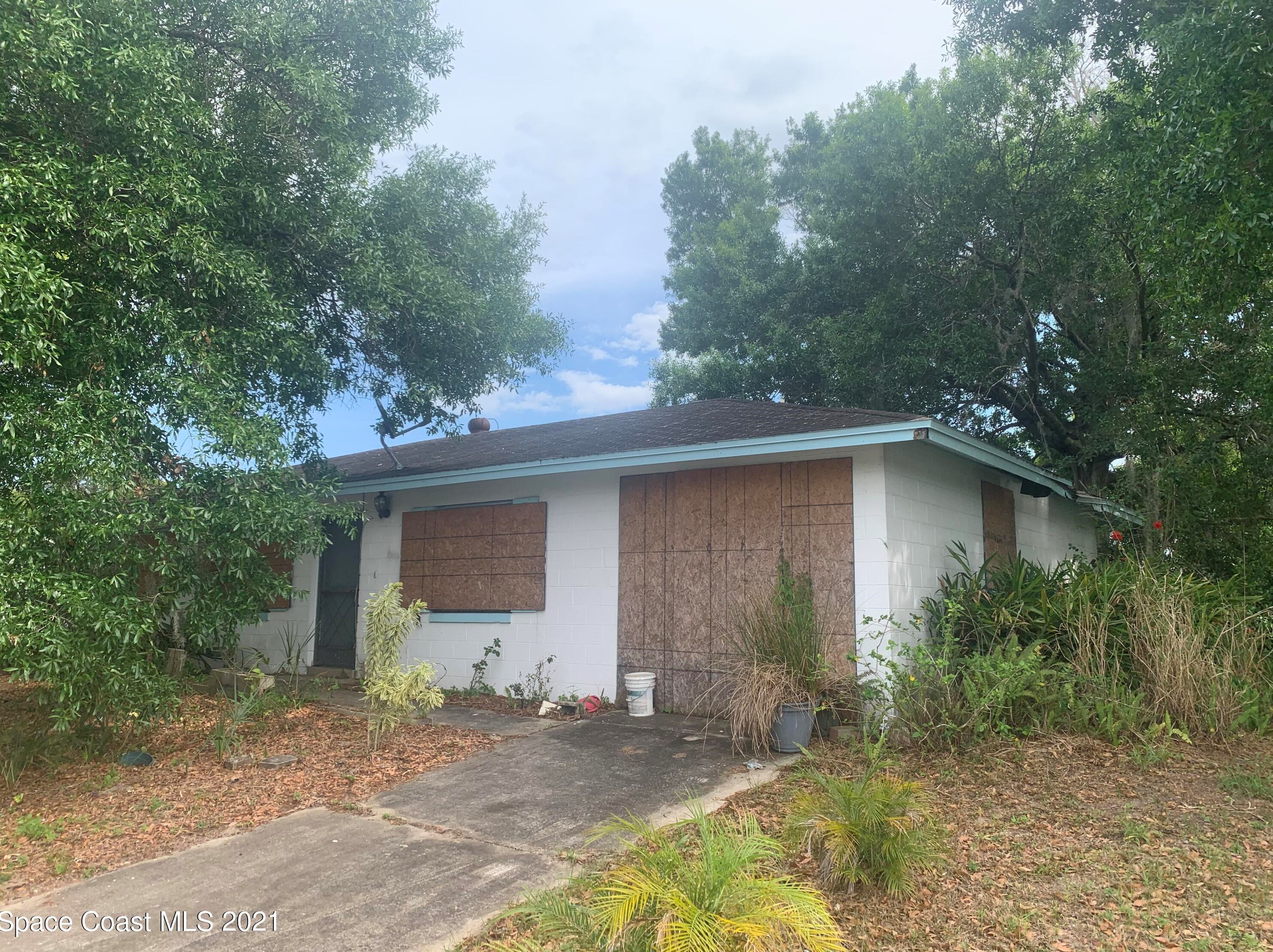 4189 Jaydee Dr, Mims, FL 32754