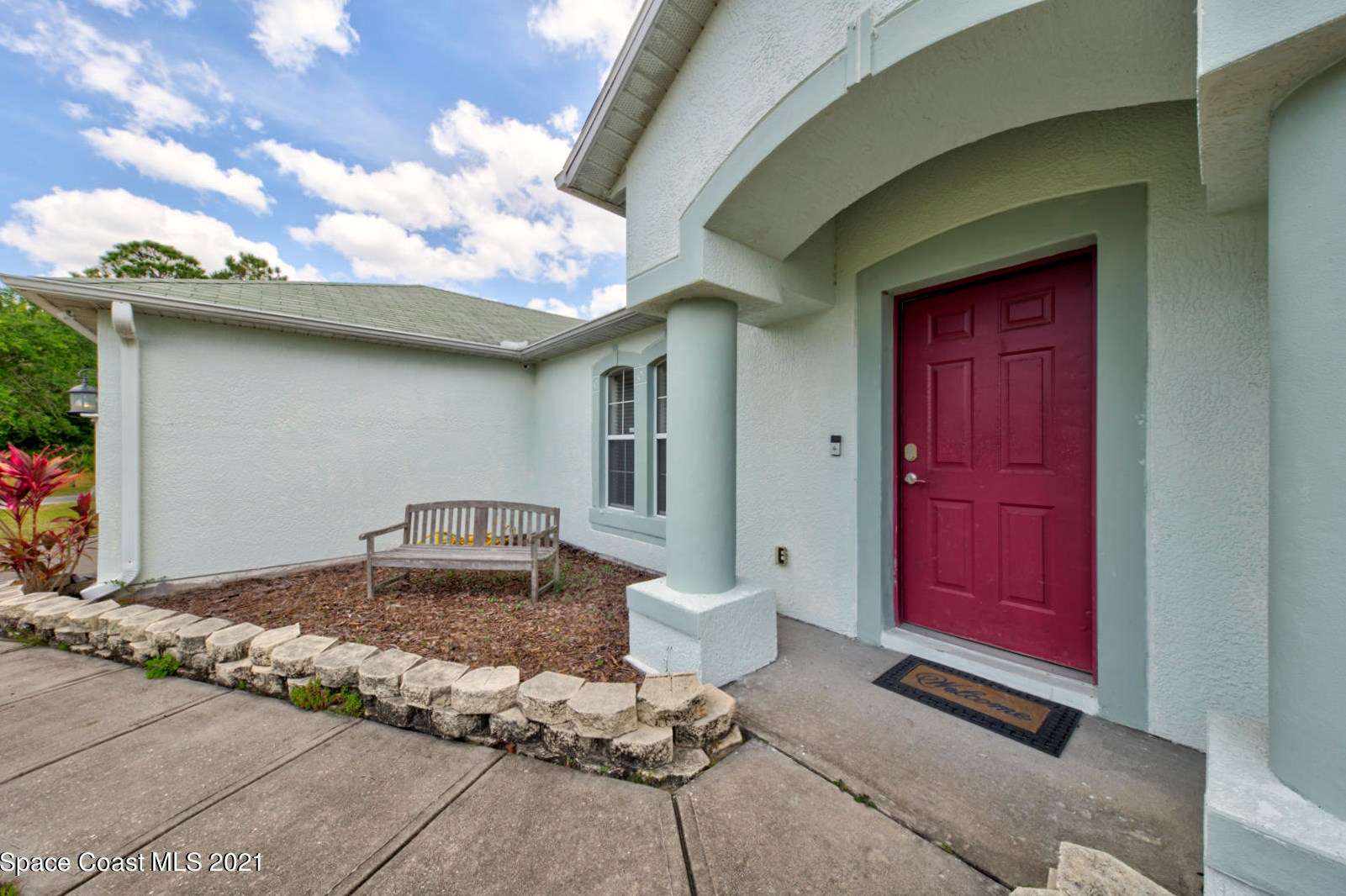 2783 Somerset Ave, Melbourne, FL 32909-7280