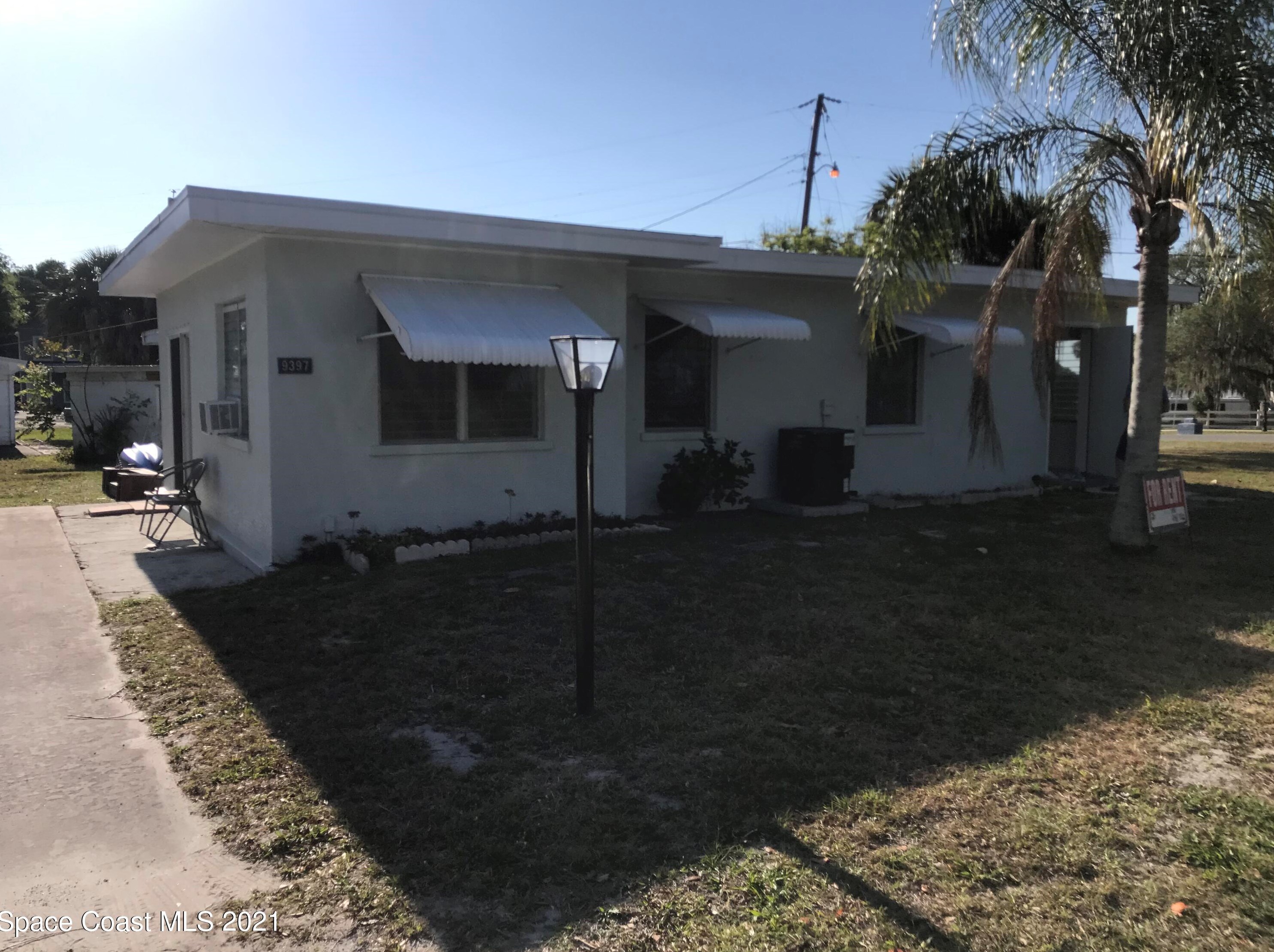 9397 Victoria Dr, Sebastian, FL 32976