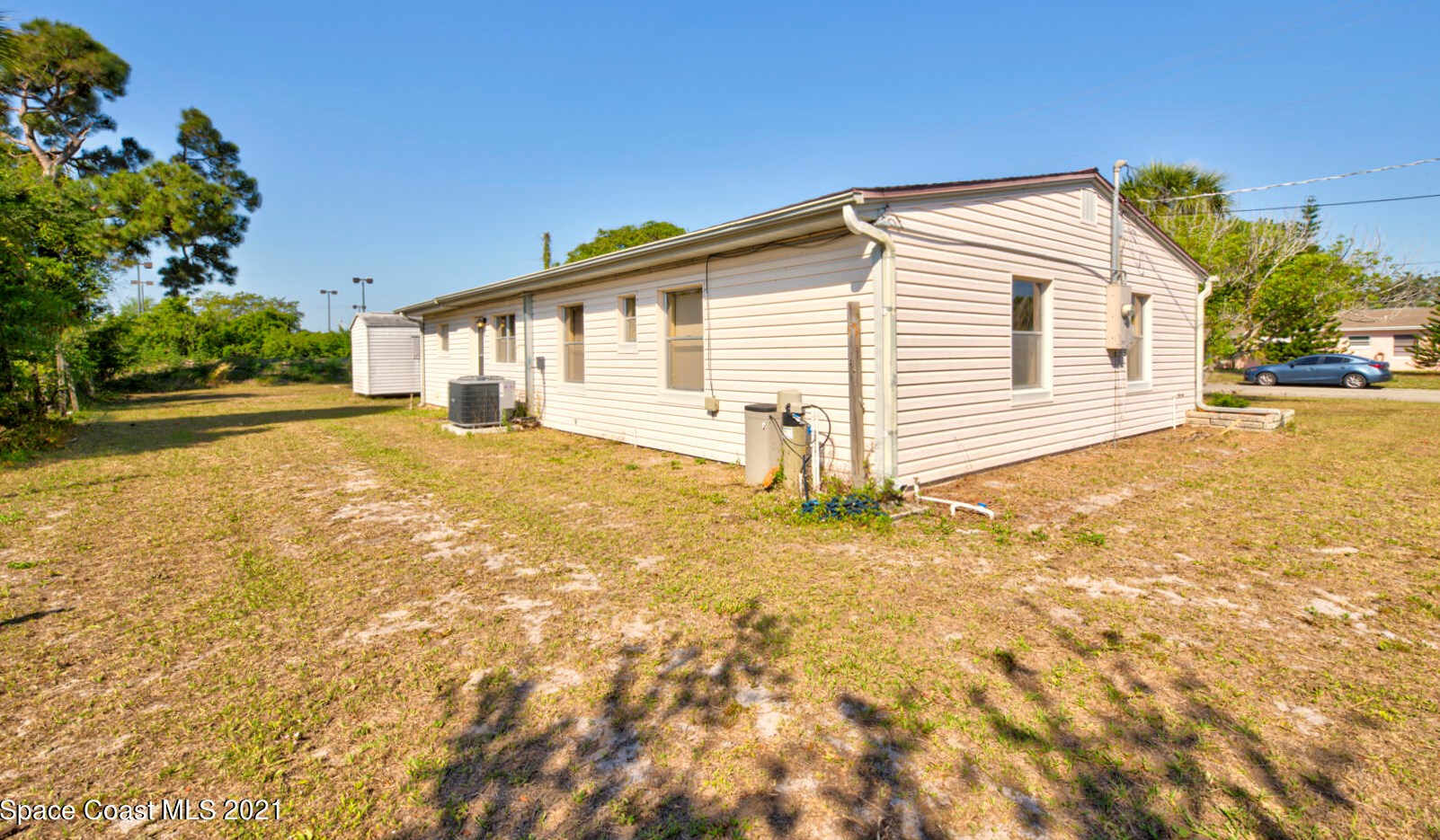 41 Orchid Blvd, Melbourne, FL 32901-1435