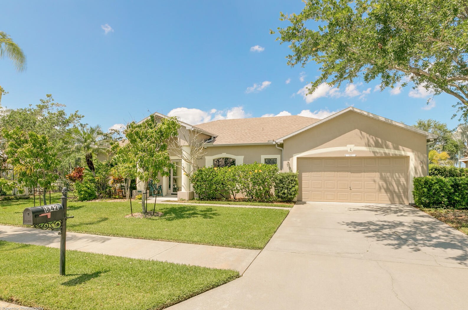 1842 Laramie Cir, Melbourne, FL 32940