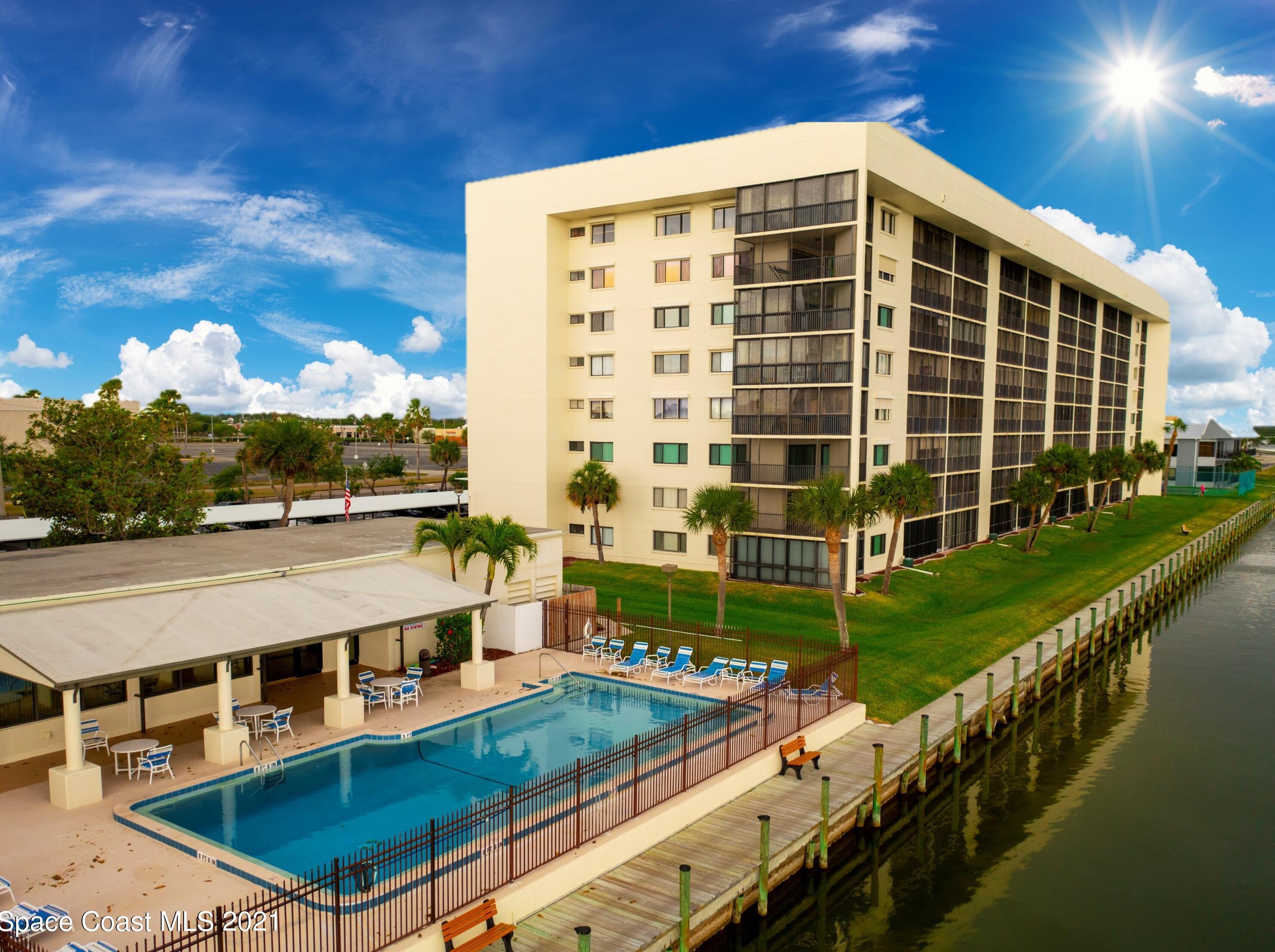 200 S Sykes Creek Pkwy #304, Merritt Island, FL 32952
