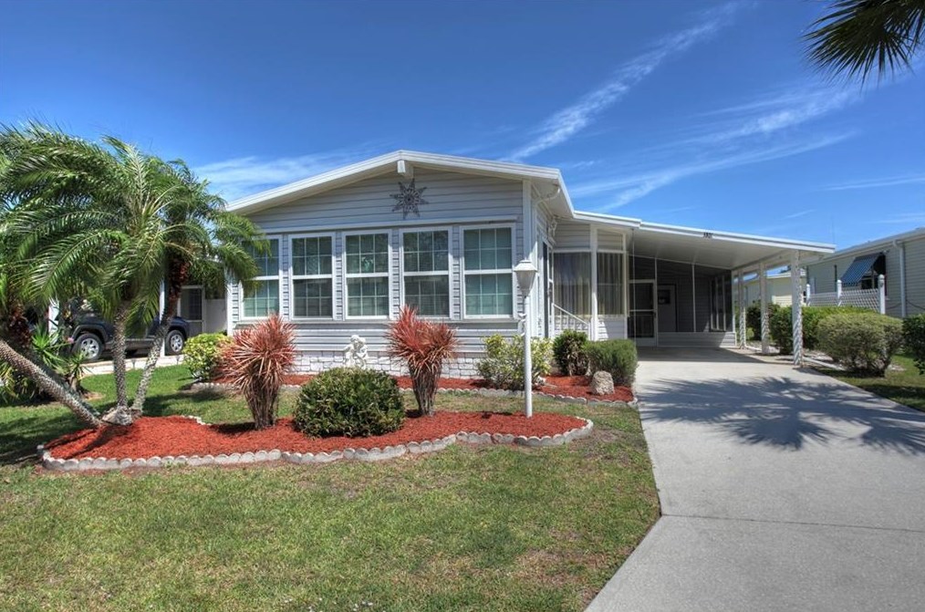 330 Papaya Cir, Sebastian, FL 32976