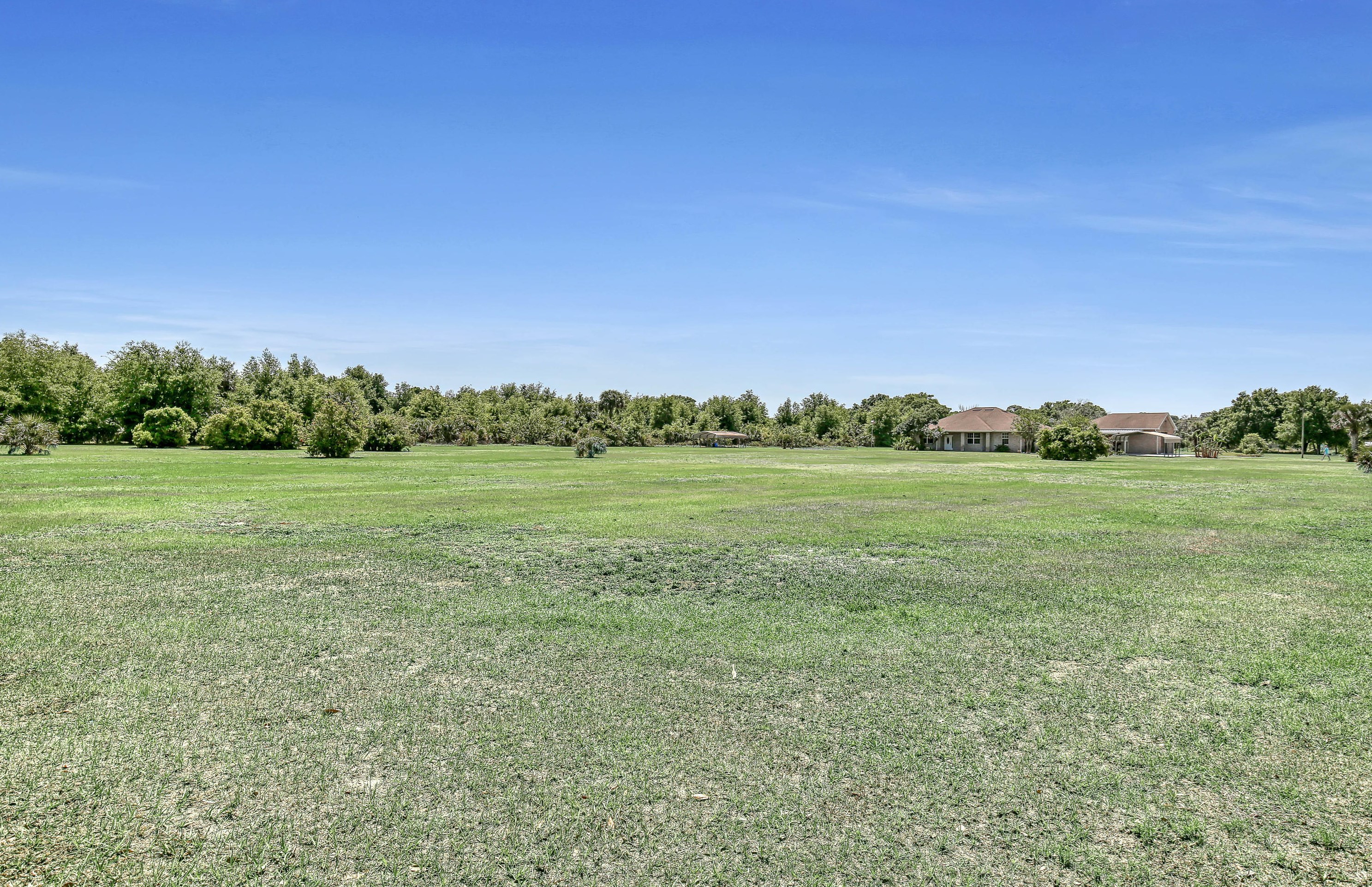 2205 N Singleton Ave, Mims, FL 32754